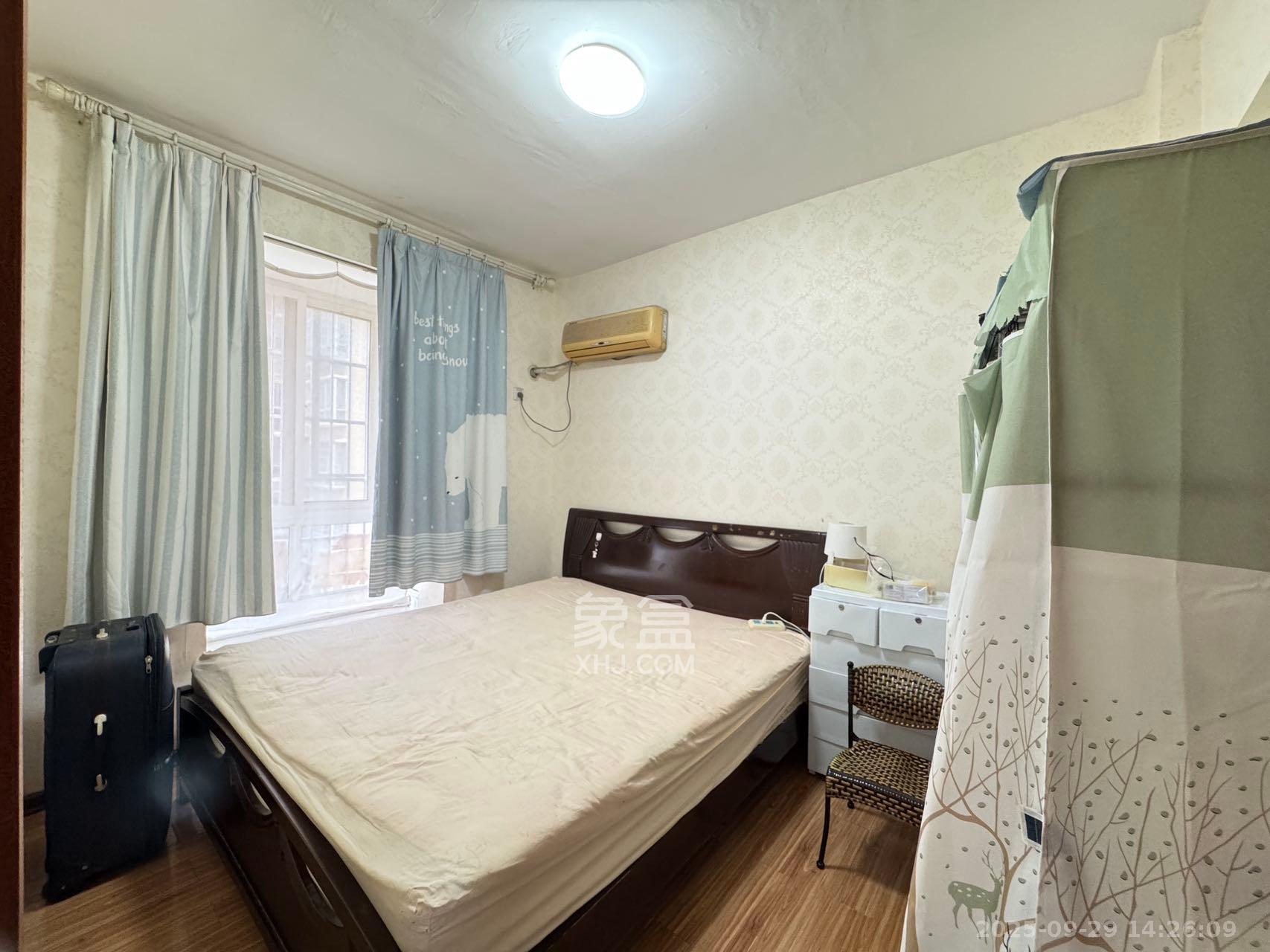 金碧文华  2室2厅2卫    1800.0元/月室内图