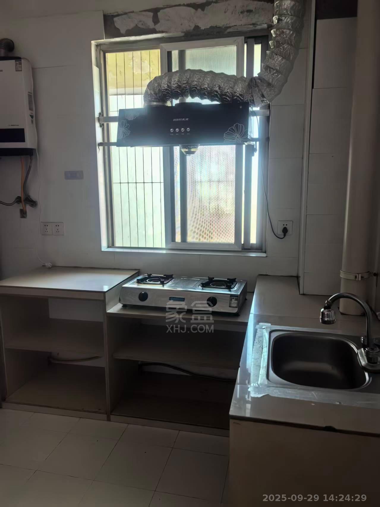 五景花苑 2室2厅1卫 1200.0元/月 五景花苑 2室2厅1卫 1200.0元/月室内图