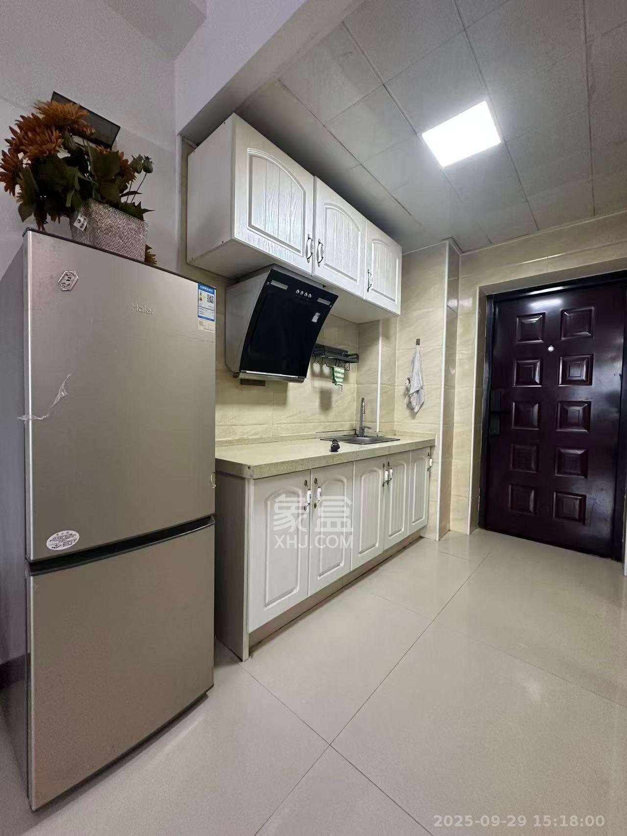 越界（天佑国际大厦）  1室0厅0卫    1800.0元/月室内图