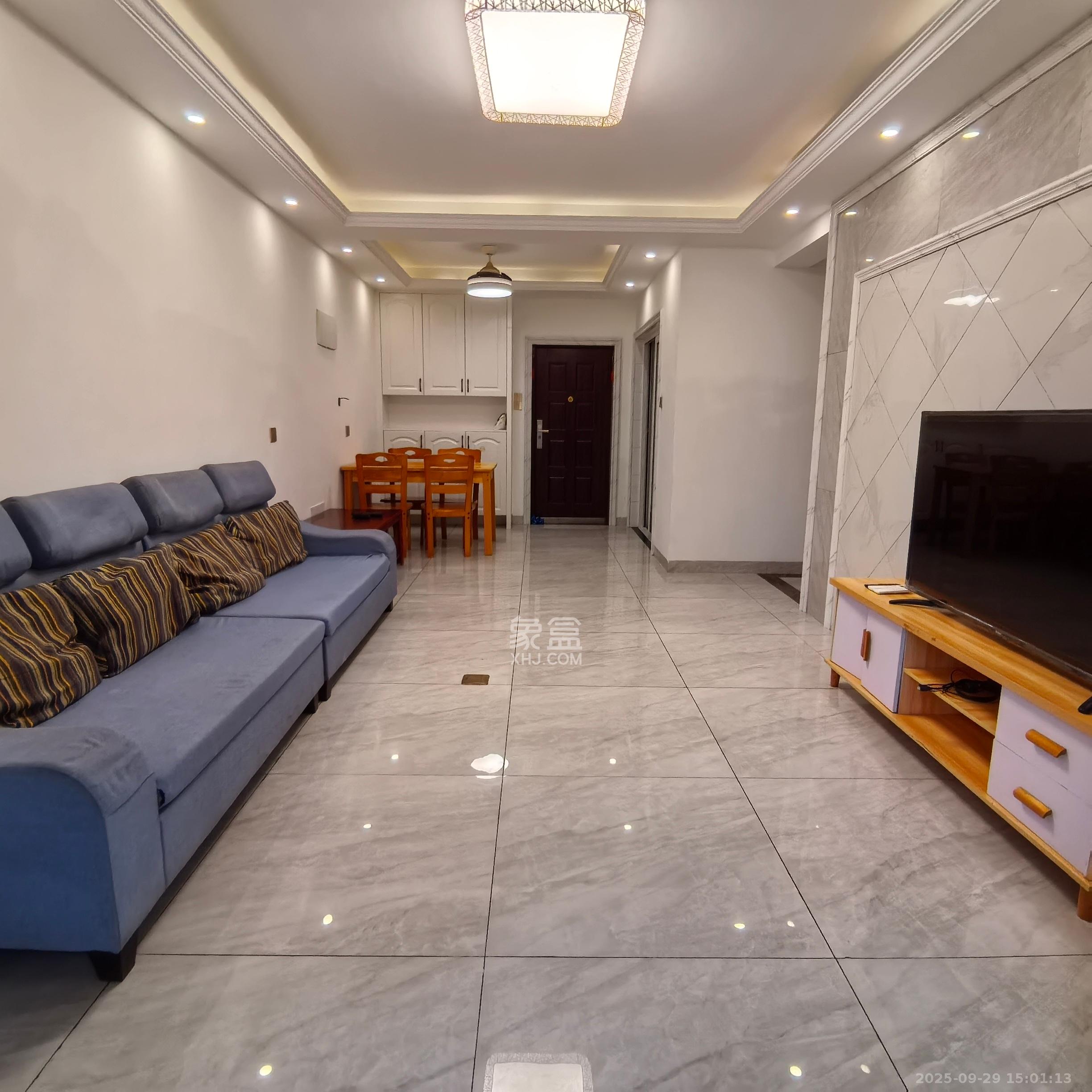 奥克斯缔壹城  3室2厅1卫    2100.0元/月室内图