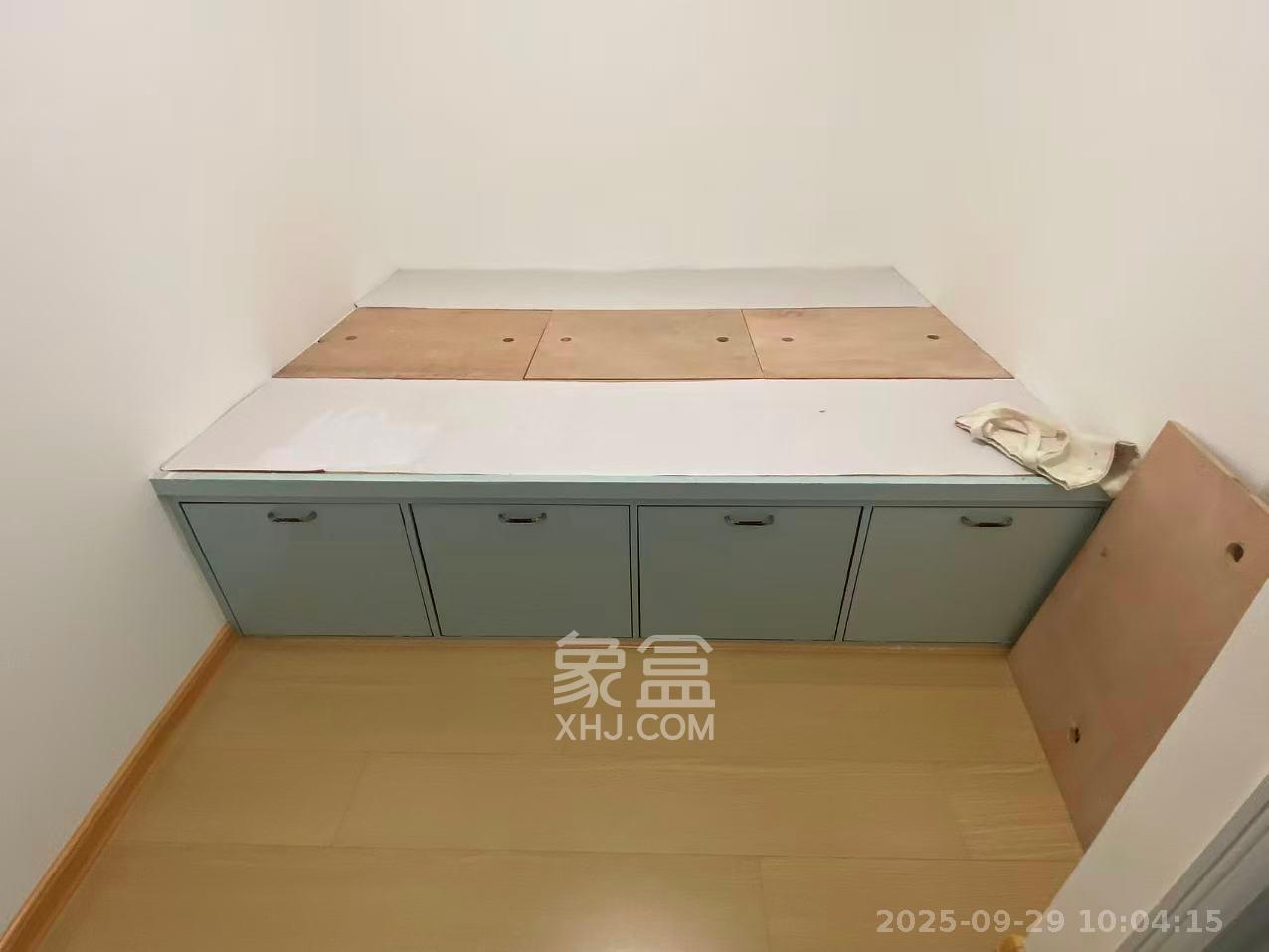 芙蓉蓉苑  2室1厅1卫    2600.0元/月 芙蓉蓉苑  2室1厅1卫    2600.0元/月室内图