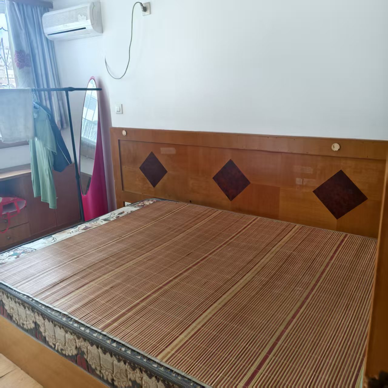 省中行宿舍(南宝路) 1室0厅0卫 2300.0元/月 省中行宿舍(南宝路) 1室0厅0卫 2300.0元/月室内图