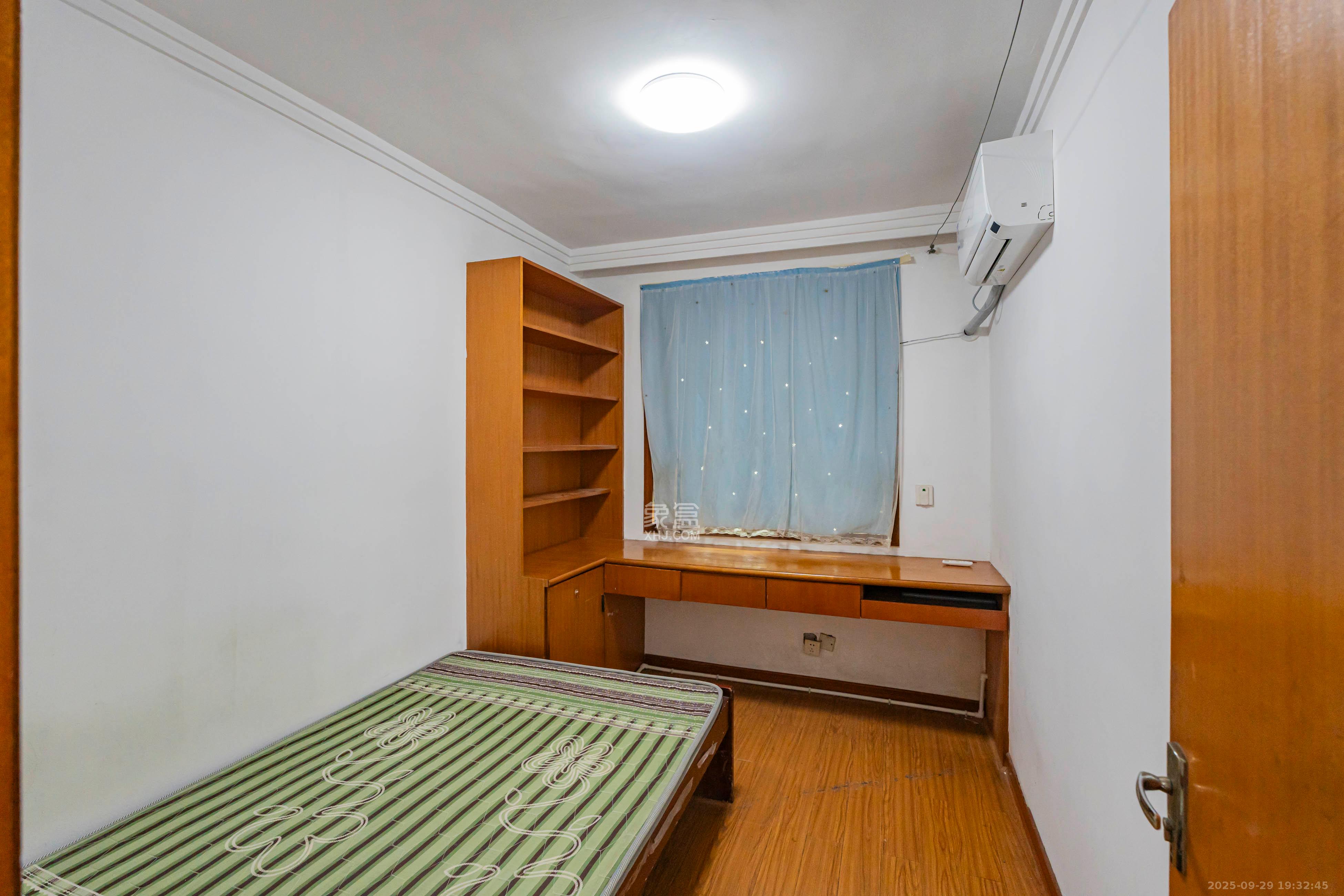 北桥新村 2室1厅1卫 45.0万 北桥新村 2室1厅1卫 45.0万卧室