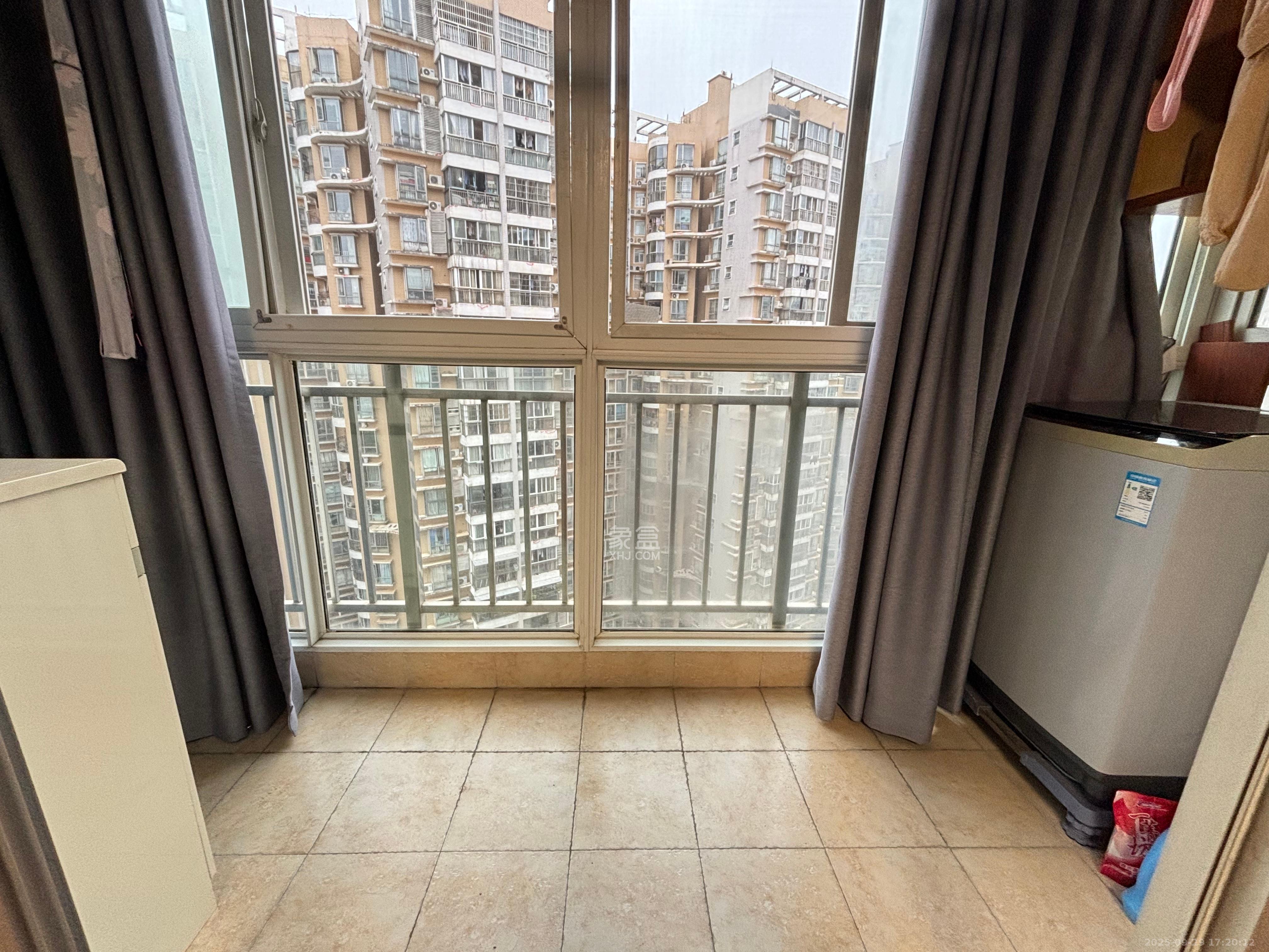 凯通国际城（凯通朝庭）  2室2厅1卫    2700.0元/月室内图