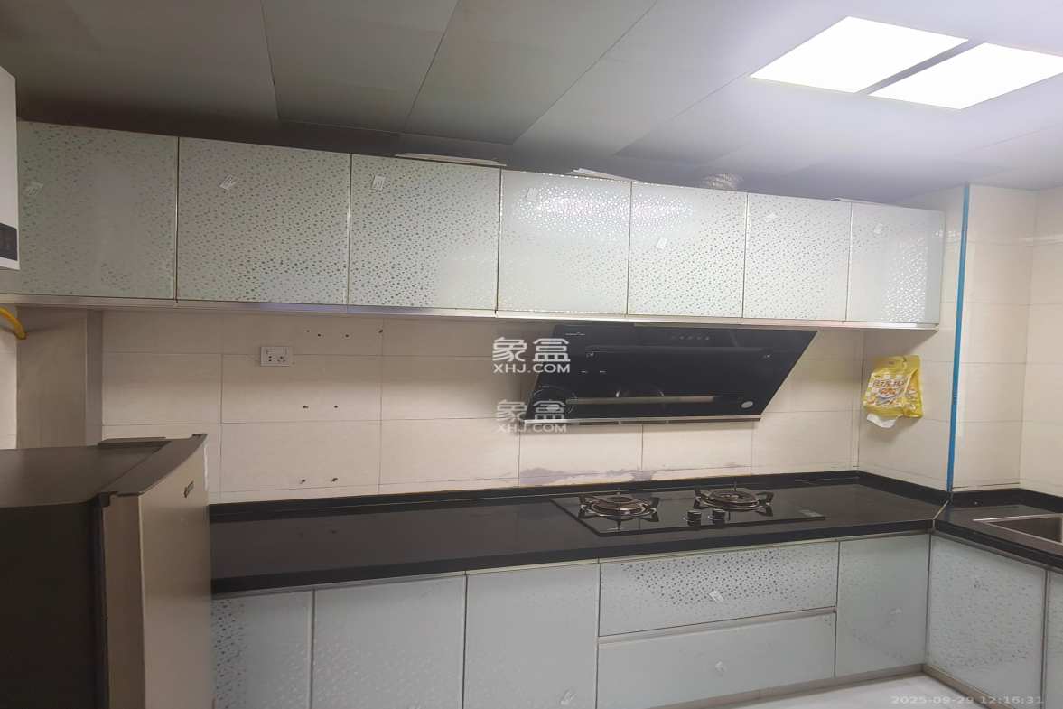 和润园一、二期 2室1厅0卫 1300.00元/月 和润园一、二期 2室1厅0卫 1300.00元/月室内图