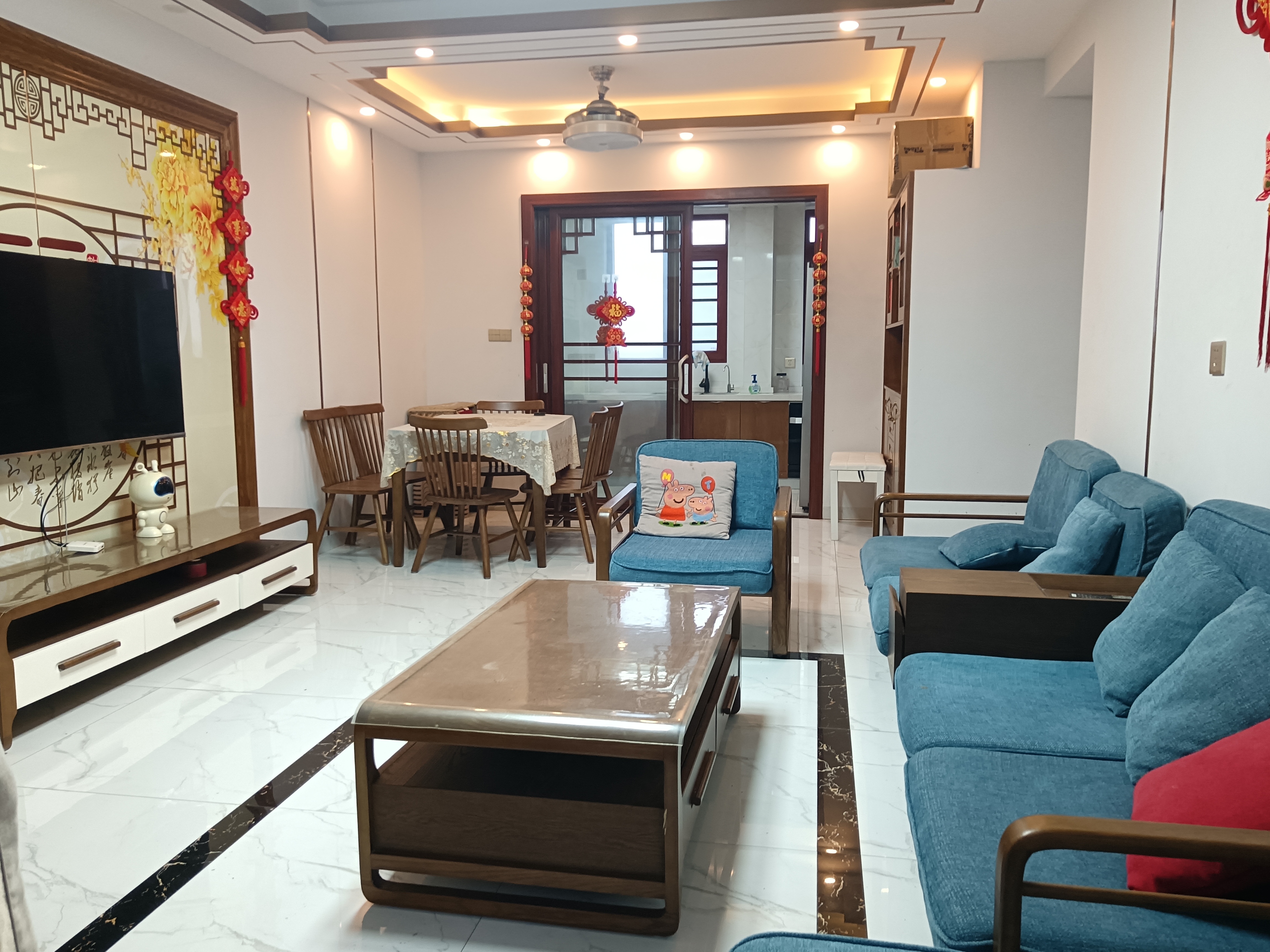 锦绣欣城  3室2厅2卫    1600.0元/月 锦绣欣城  3室2厅2卫    1600.0元/月室内图