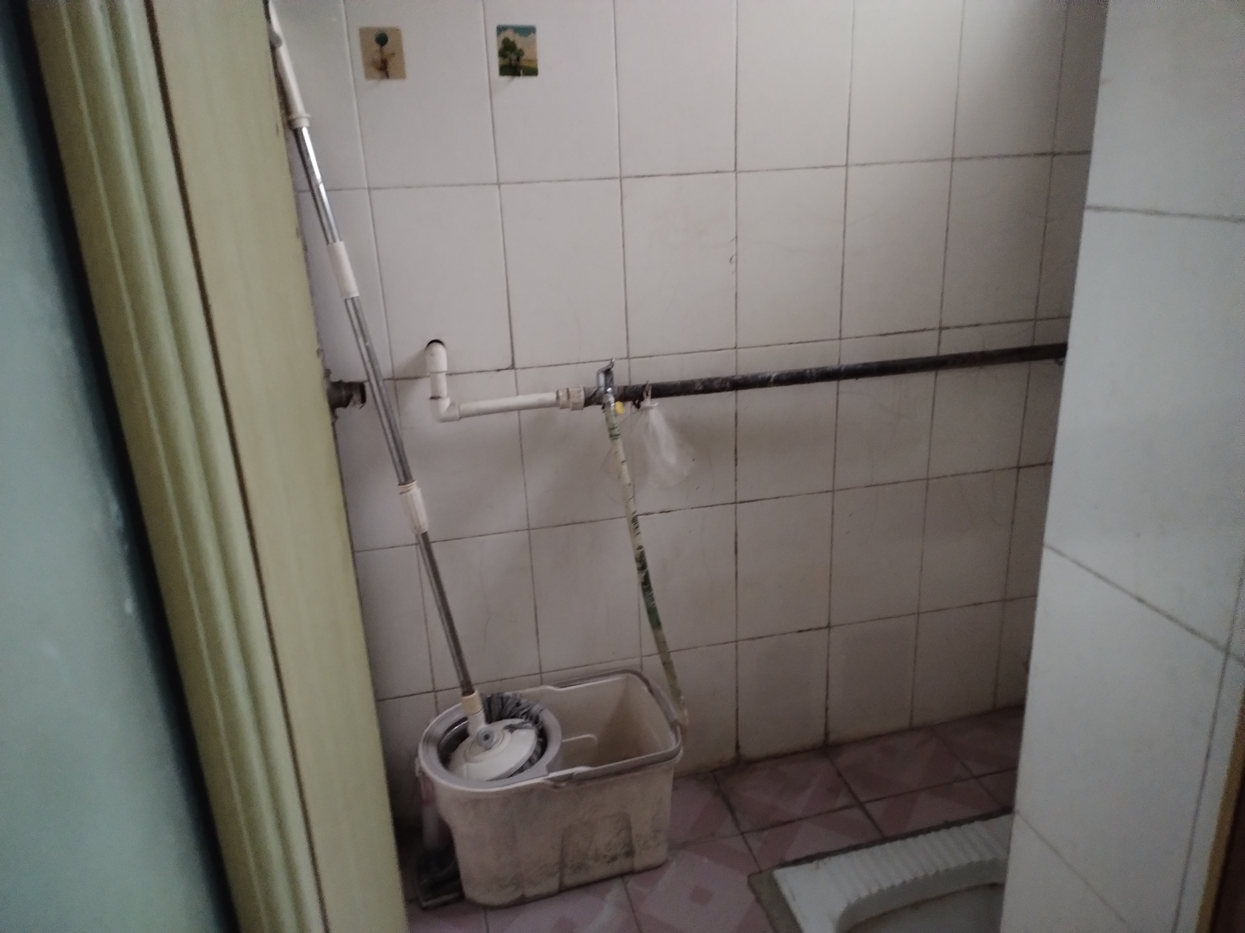 市煤炭局家属楼  2室1厅1卫    26.0万客厅