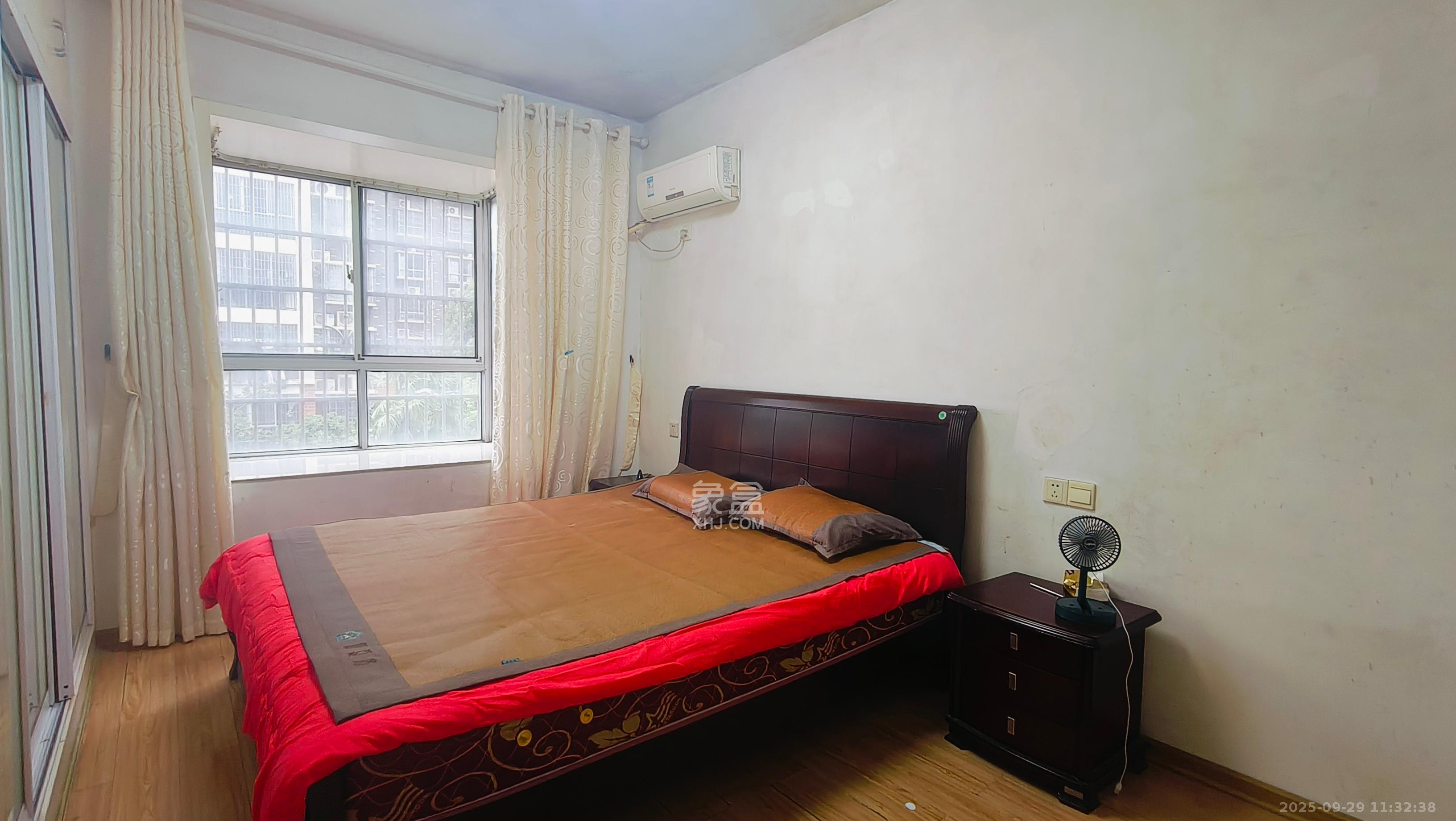 湘楚家园 2室2厅1卫 1300.0元/月 湘楚家园 2室2厅1卫 1300.0元/月室内图