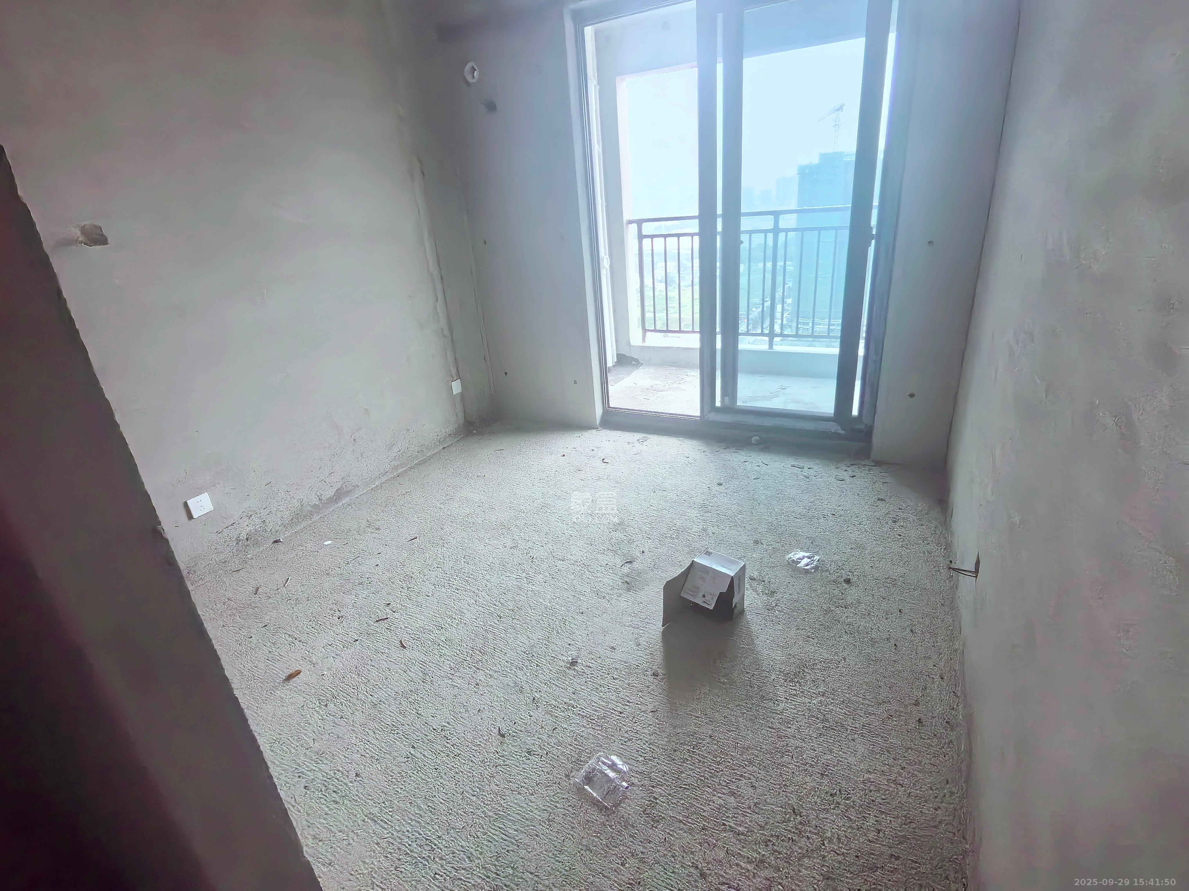 兴进珺府  4室2厅2卫    1200.0元/月 兴进珺府  4室2厅2卫    1200.0元/月室内图