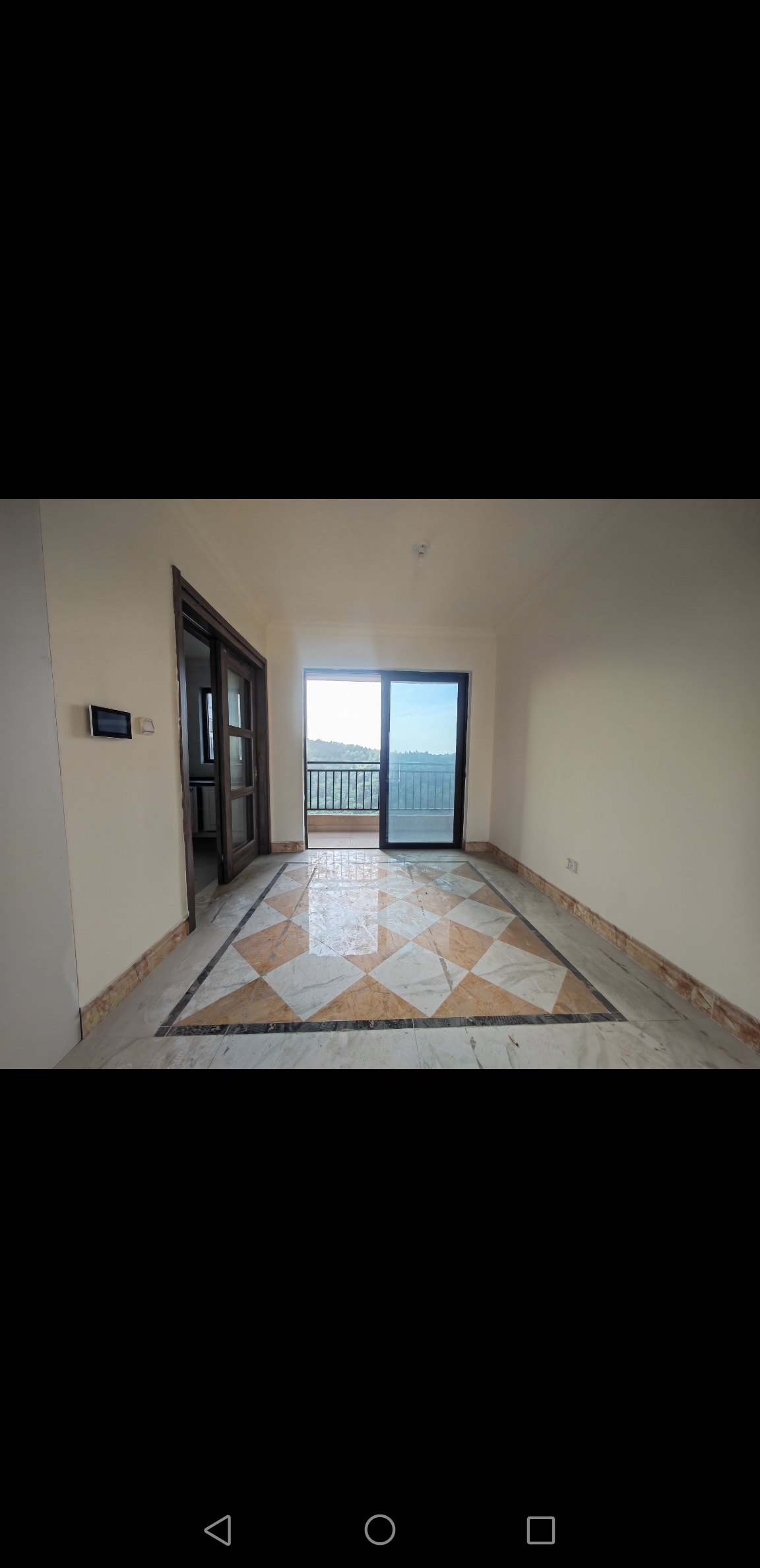 碧桂园豪园 4室2厅2卫 1500.0元/月 碧桂园豪园 4室2厅2卫 1500.0元/月室内图