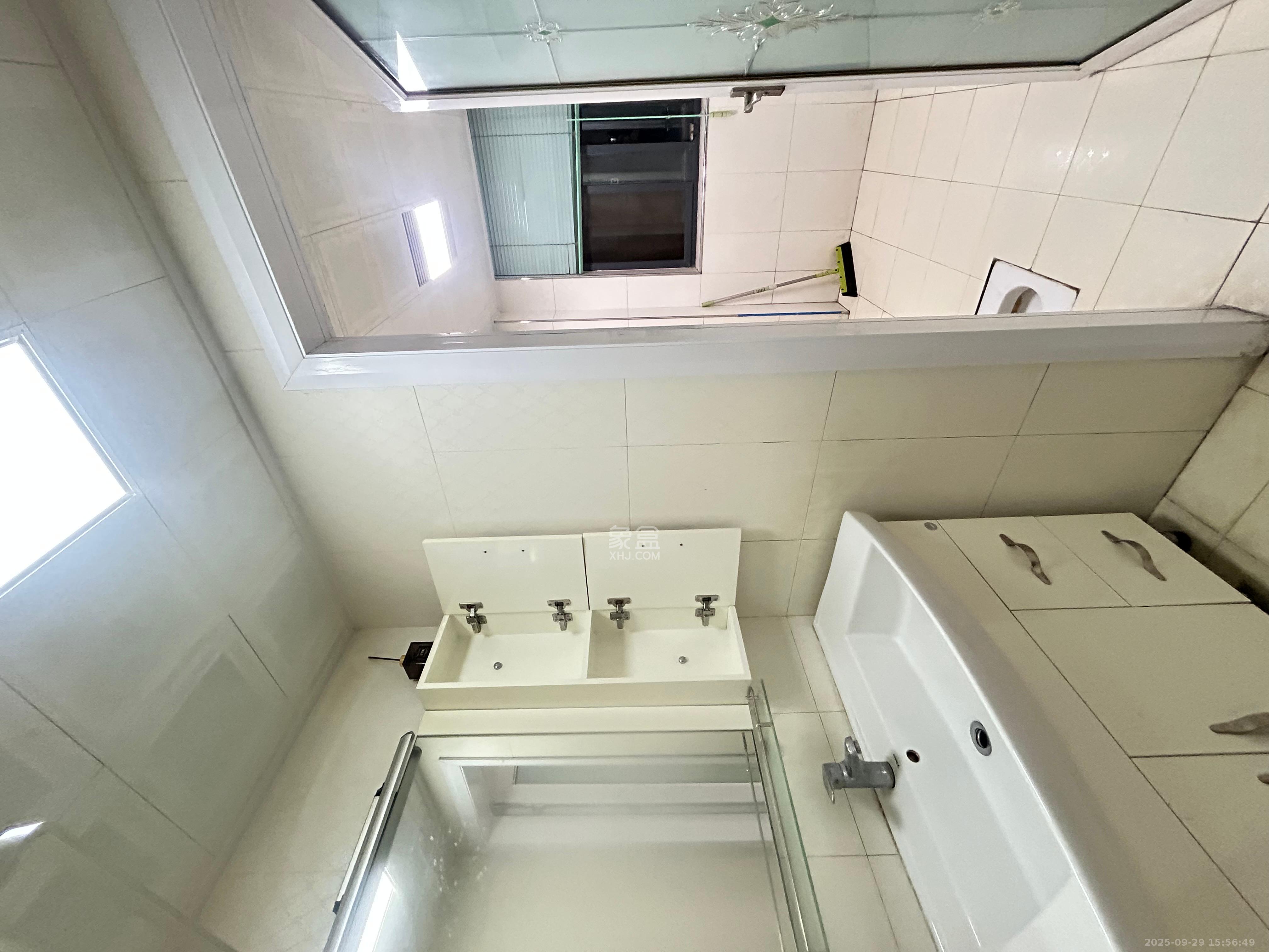 湖南省地震局单位宿舍 1室0厅0卫 3000.0元/月 湖南省地震局单位宿舍 1室0厅0卫 3000.0元/月室内图