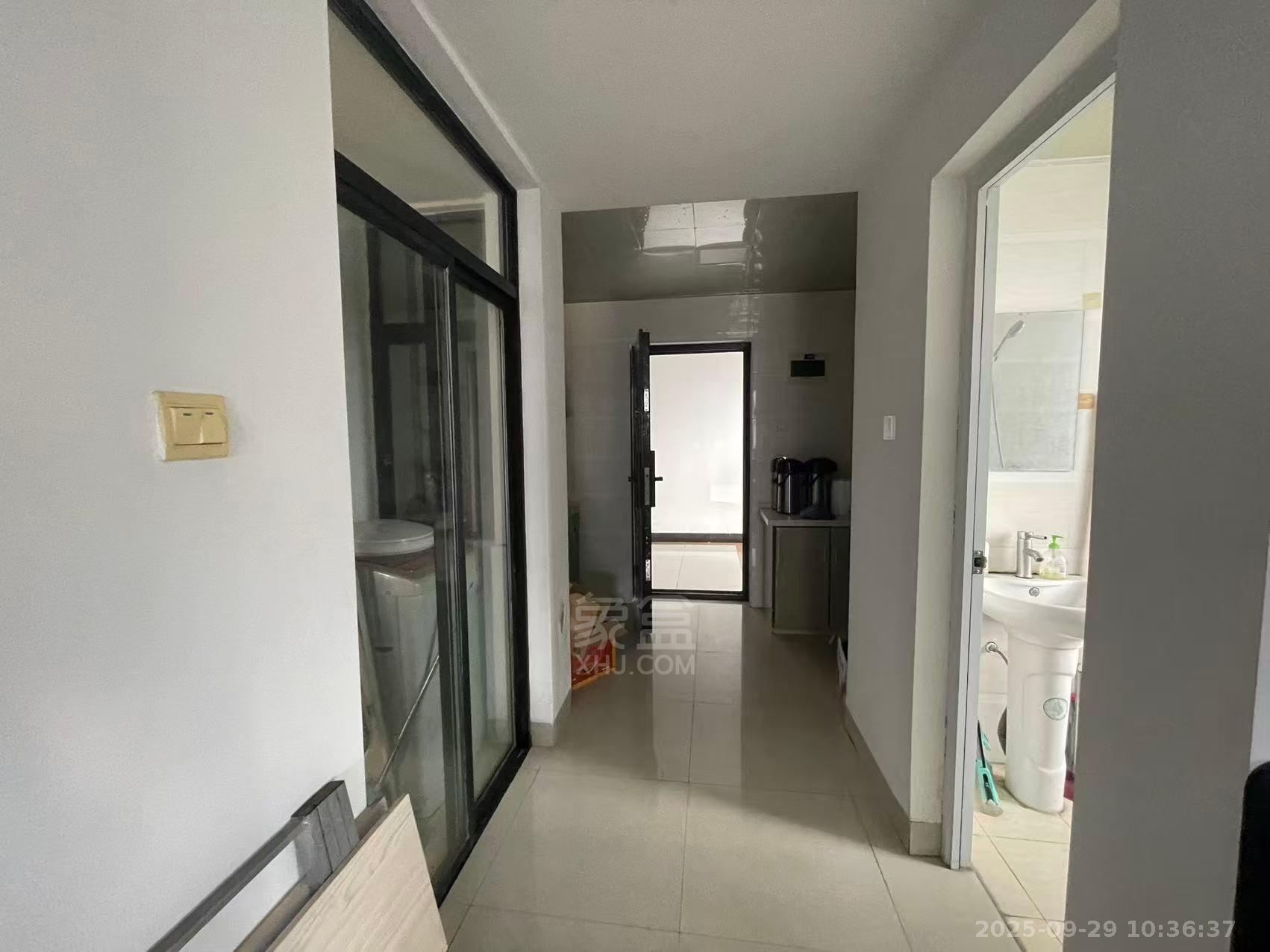 慈善大厦 1室1厅1卫 900.0元/月 慈善大厦 1室1厅1卫 900.0元/月室内图