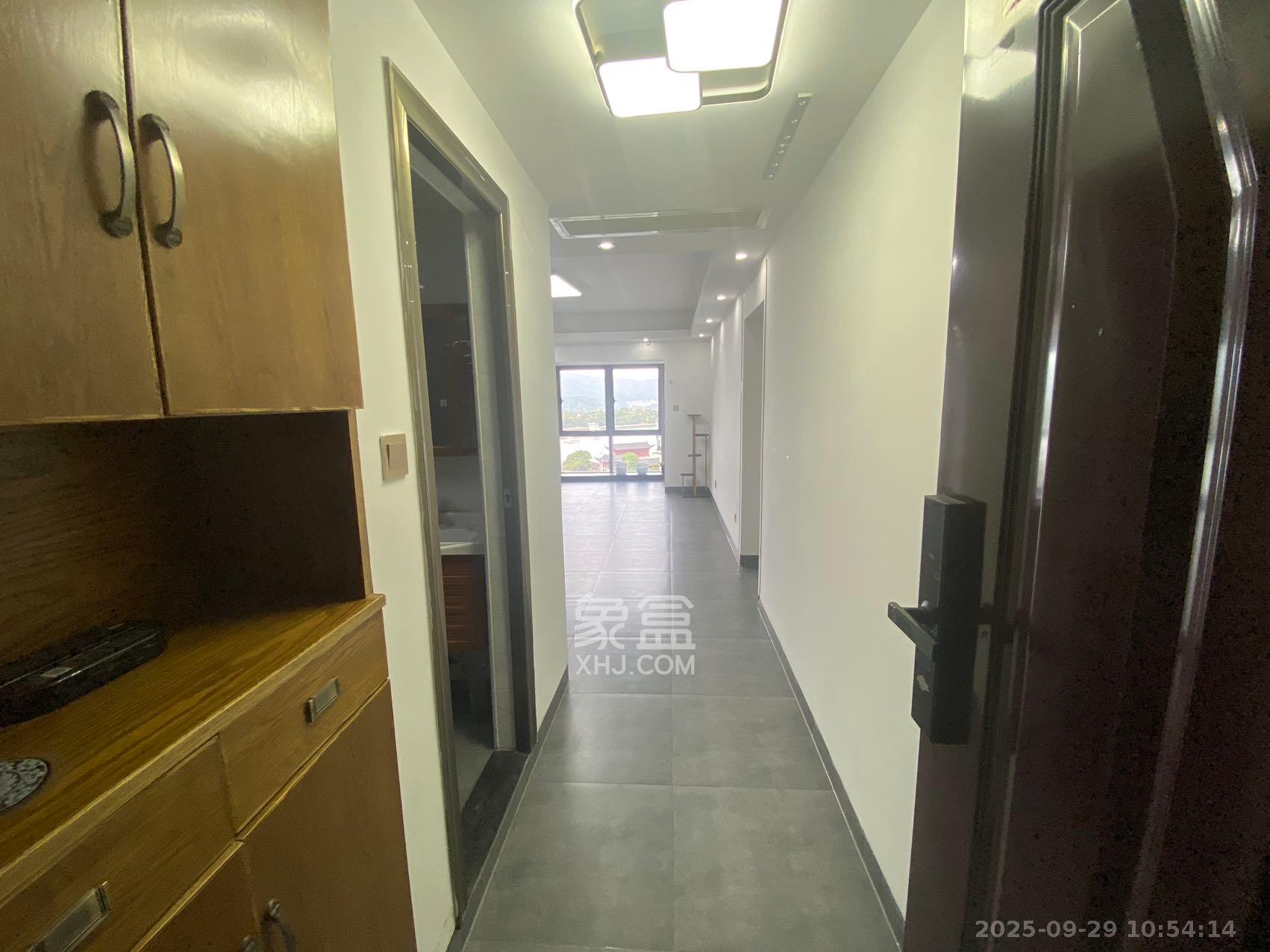 保利国际广场 2室1厅1卫 3600.0元/月 保利国际广场 2室1厅1卫 3600.0元/月室内图