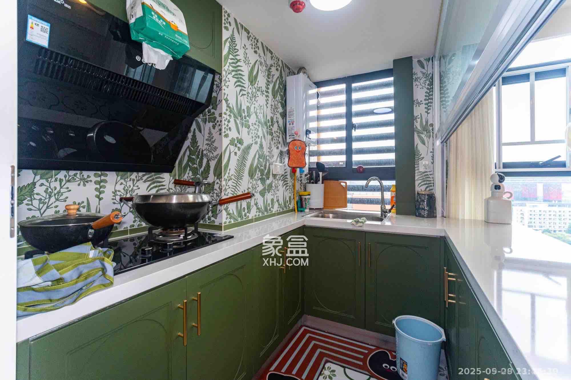 九玺铭城(九玺华府) 2室2厅1卫 2600.0元/月 九玺铭城(九玺华府) 2室2厅1卫 2600.0元/月室内图