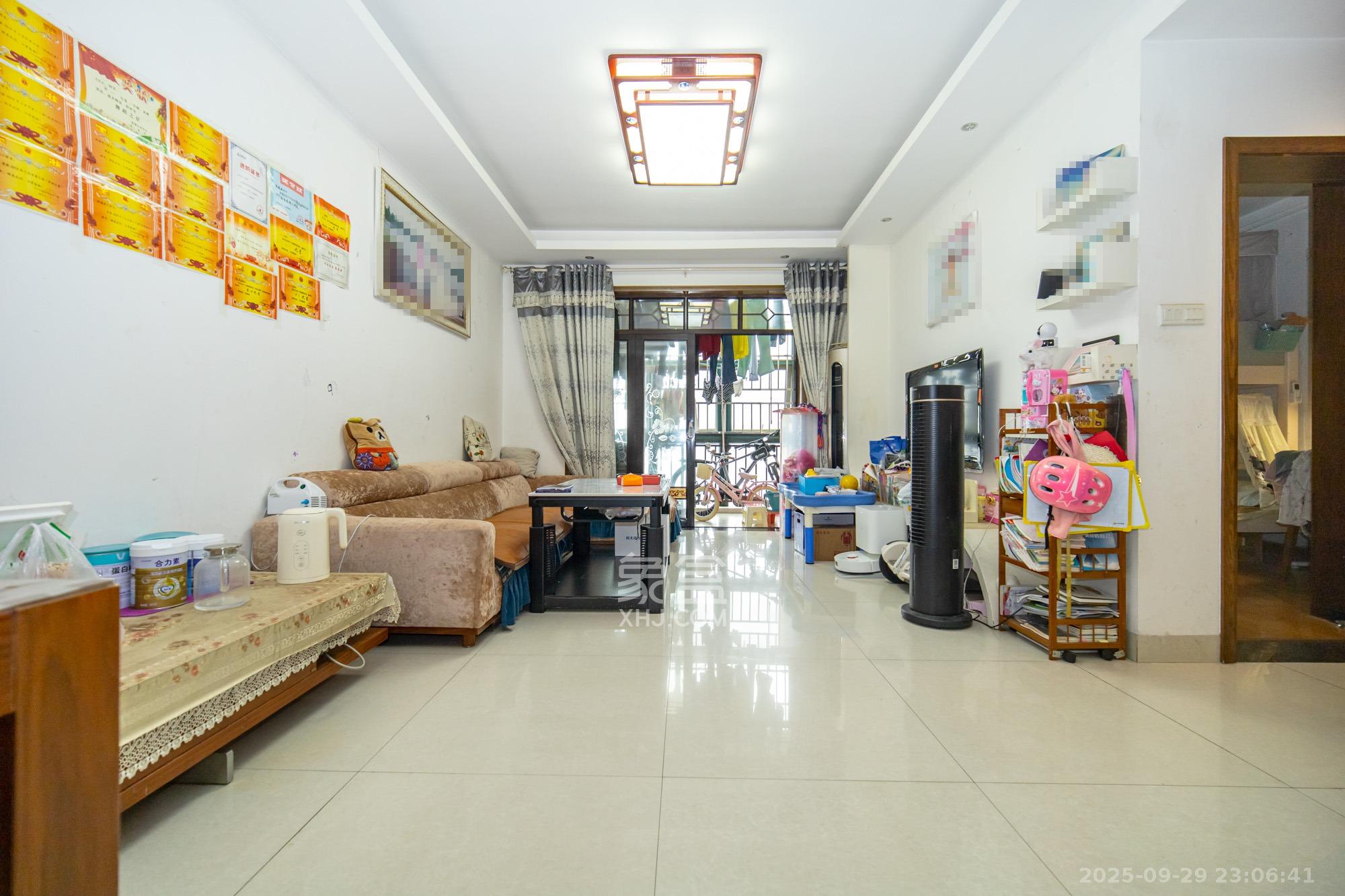 银盘鑫城  2室2厅1卫    48.8万