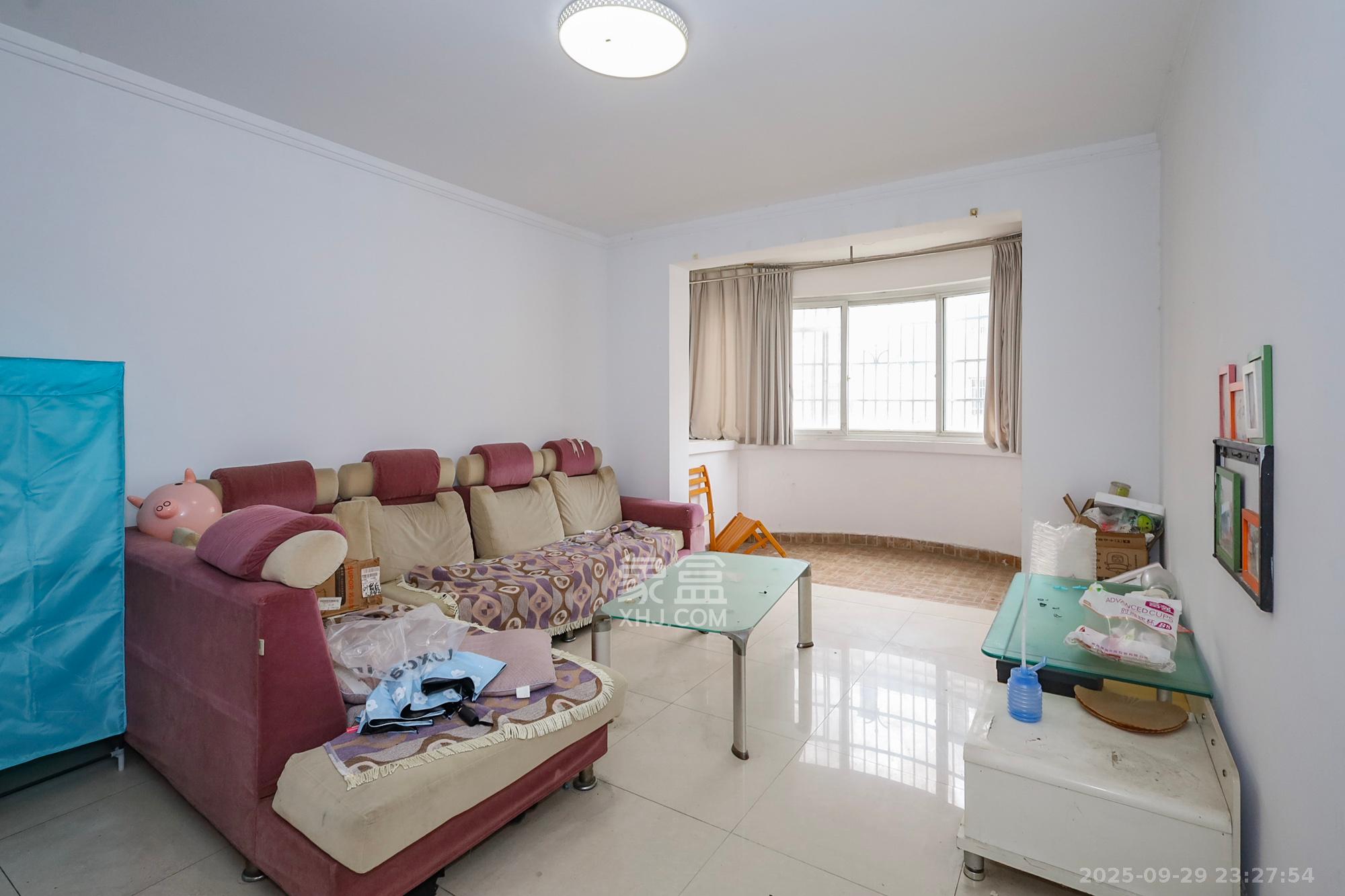 德润园 3室2厅2卫 2000.0元/月 德润园 3室2厅2卫 2000.0元/月室内图