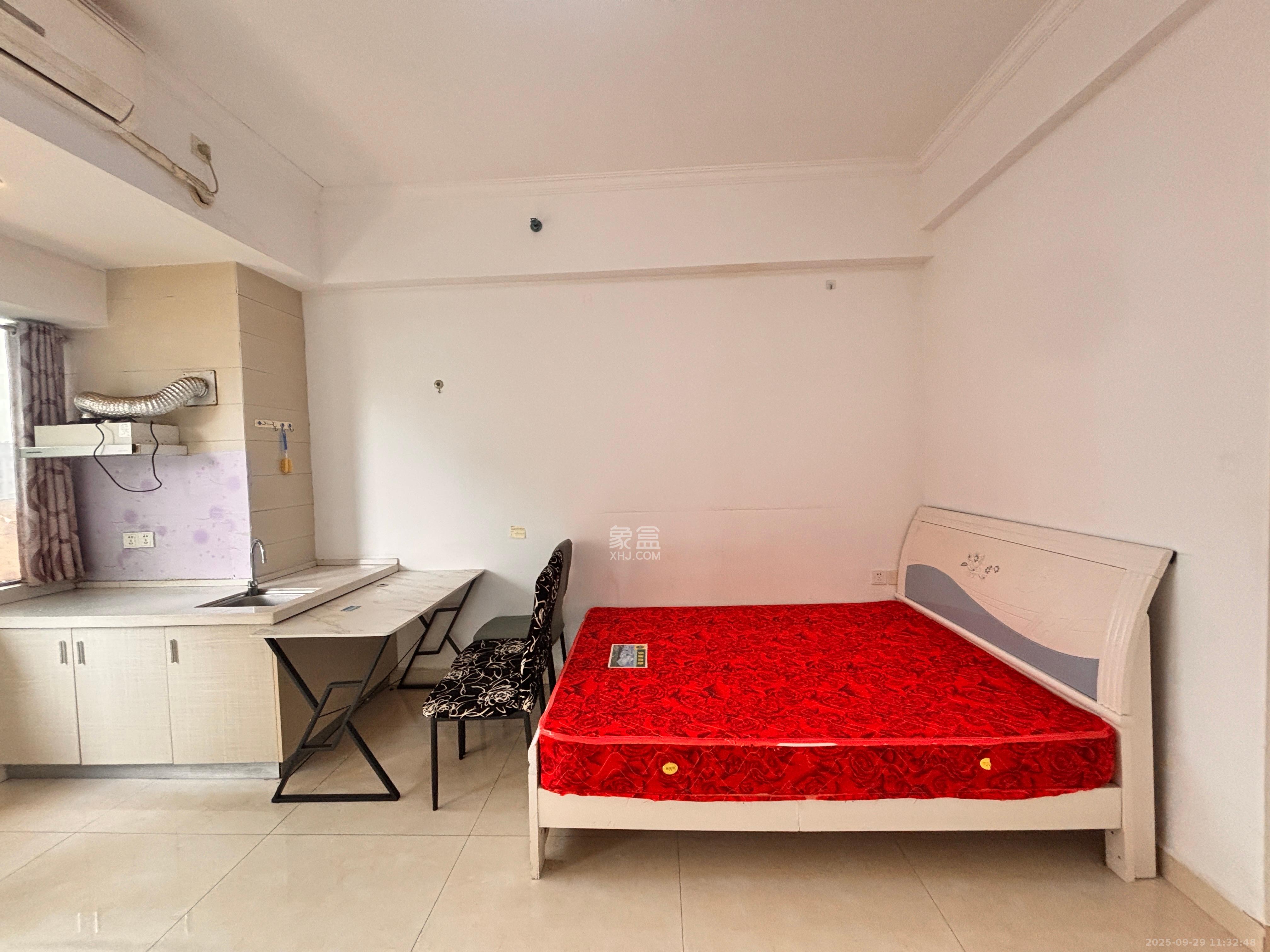 佐佑大厦  1室1厅1卫    800.0元/月室内图