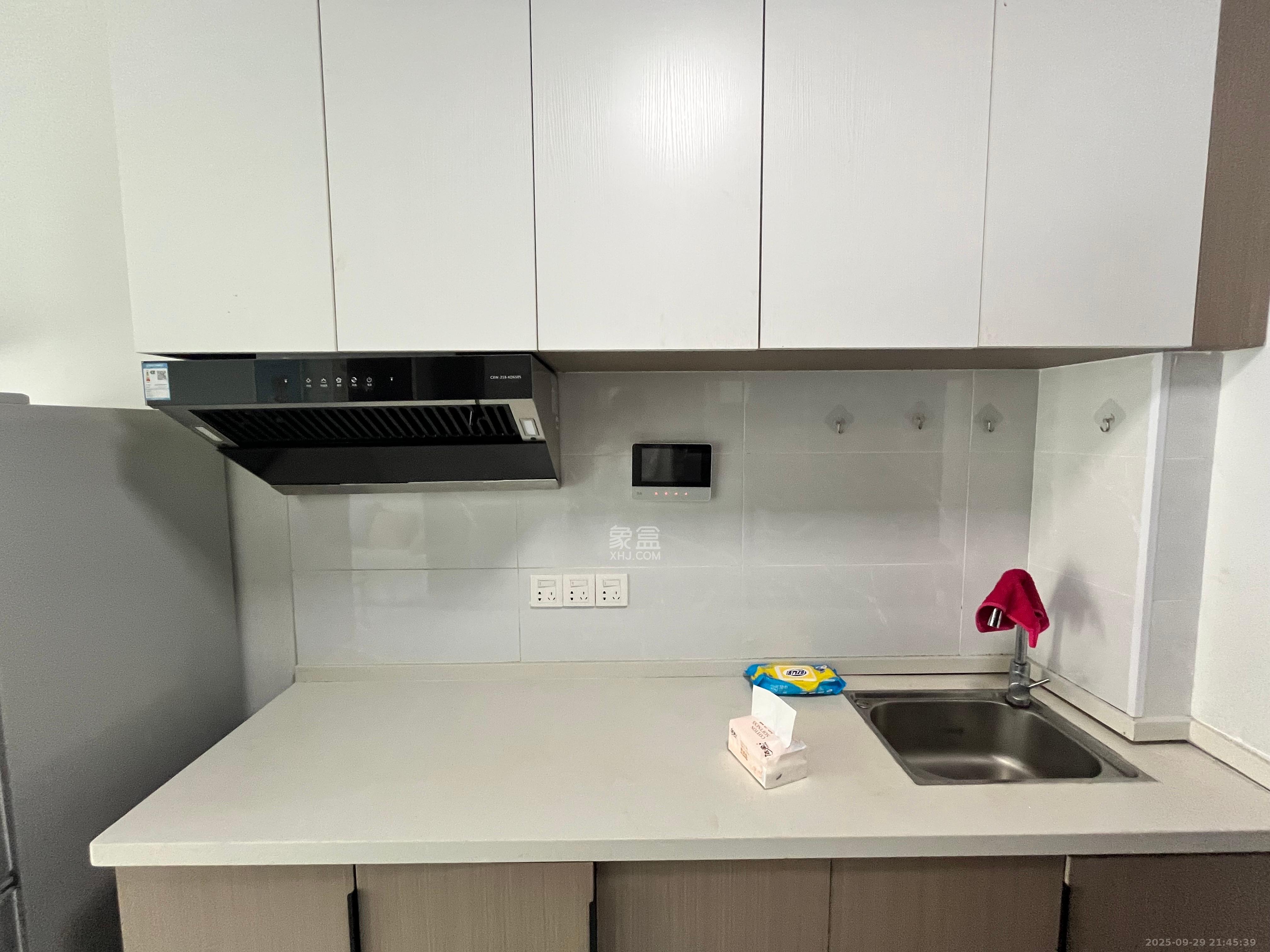 中建悦和城 1室1厅1卫 1400.0元/月 中建悦和城 1室1厅1卫 1400.0元/月室内图