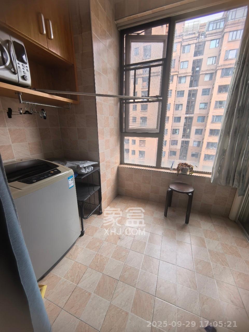 怡海星城  1室1厅1卫    800.0元/月室内图