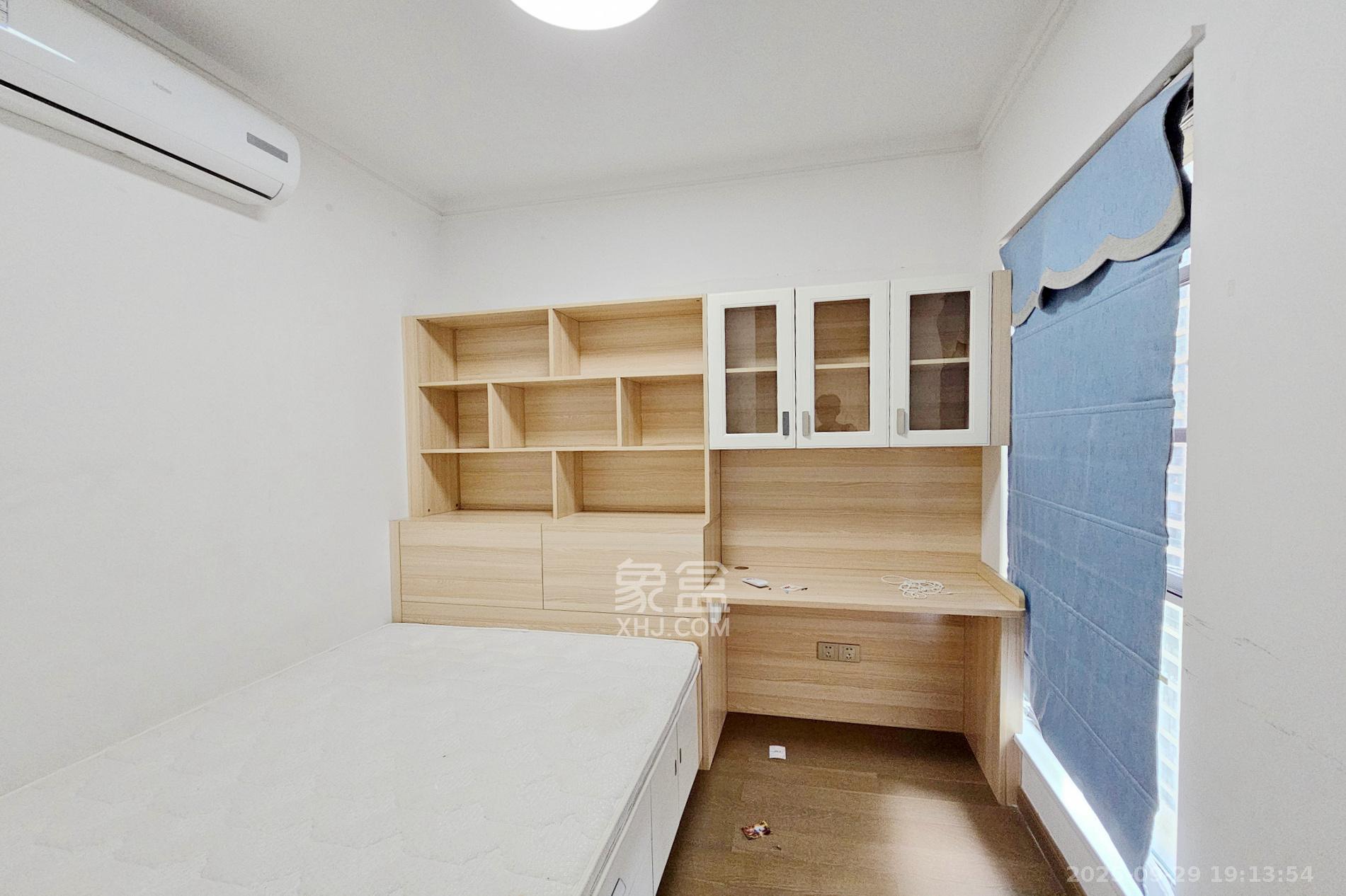 阳光城尚东湾蜜桃园 2室1厅1卫 82.0万 阳光城尚东湾蜜桃园 2室1厅1卫 82.0万卧室