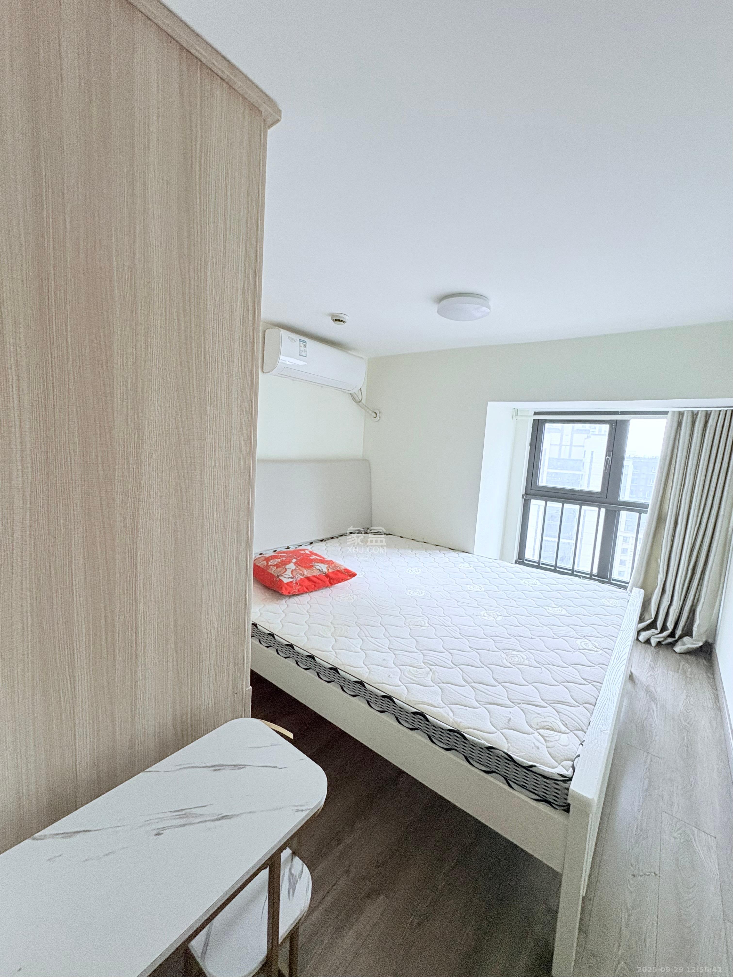 卓越浅水湾 1室1厅1卫 2000.0元/月 卓越浅水湾 1室1厅1卫 2000.0元/月室内图