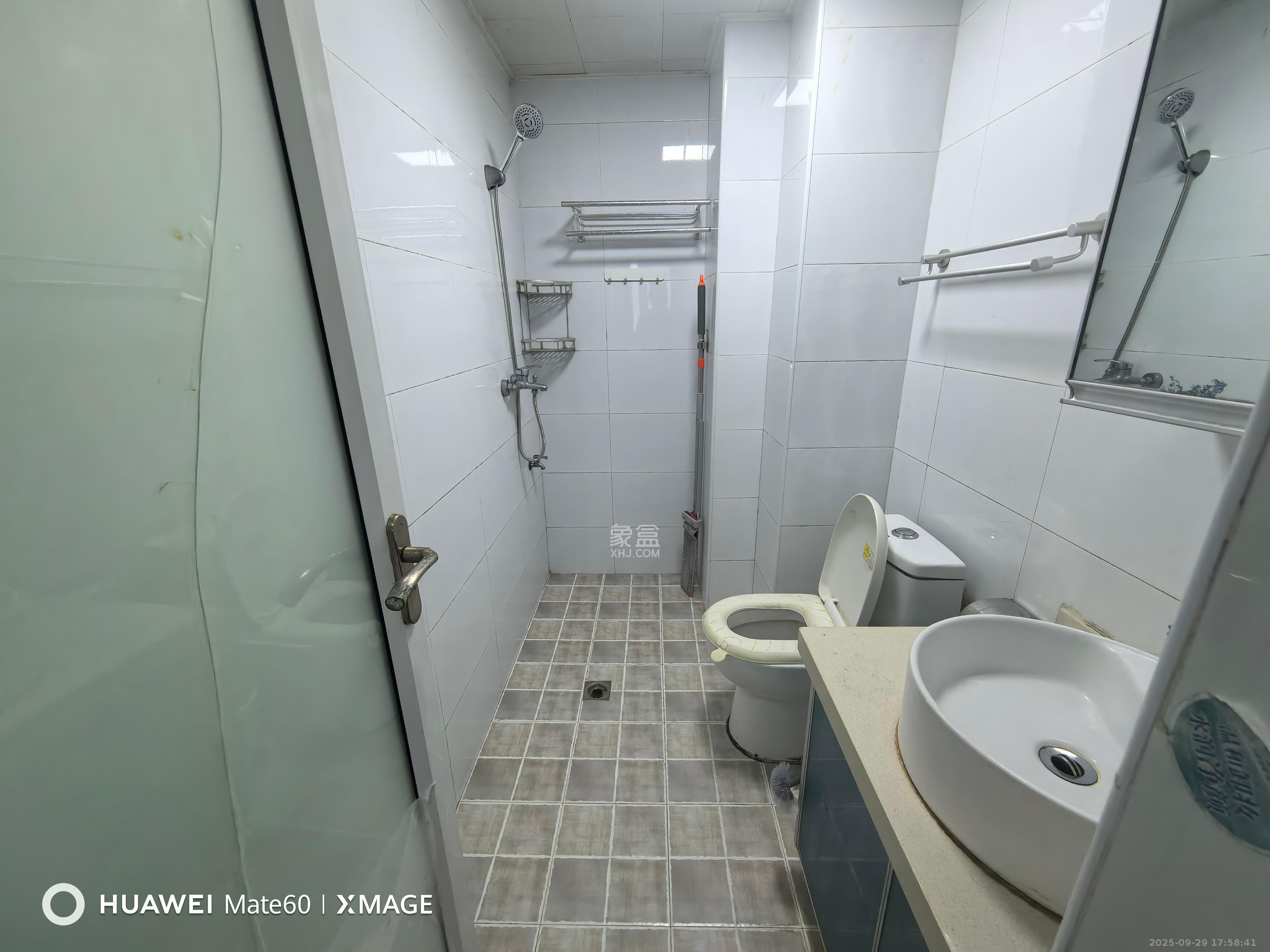 博林云栖 1室1厅1卫 1400.0元/月 博林云栖 1室1厅1卫 1400.0元/月室内图