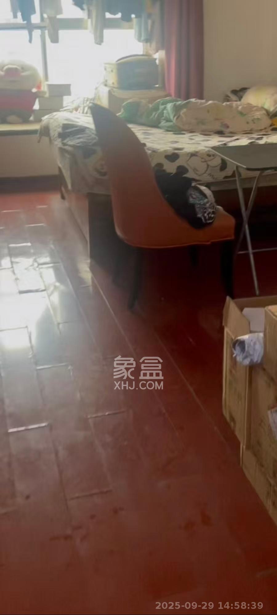 芙蓉同发 1室1厅1卫 1400.0元/月 芙蓉同发 1室1厅1卫 1400.0元/月室内图