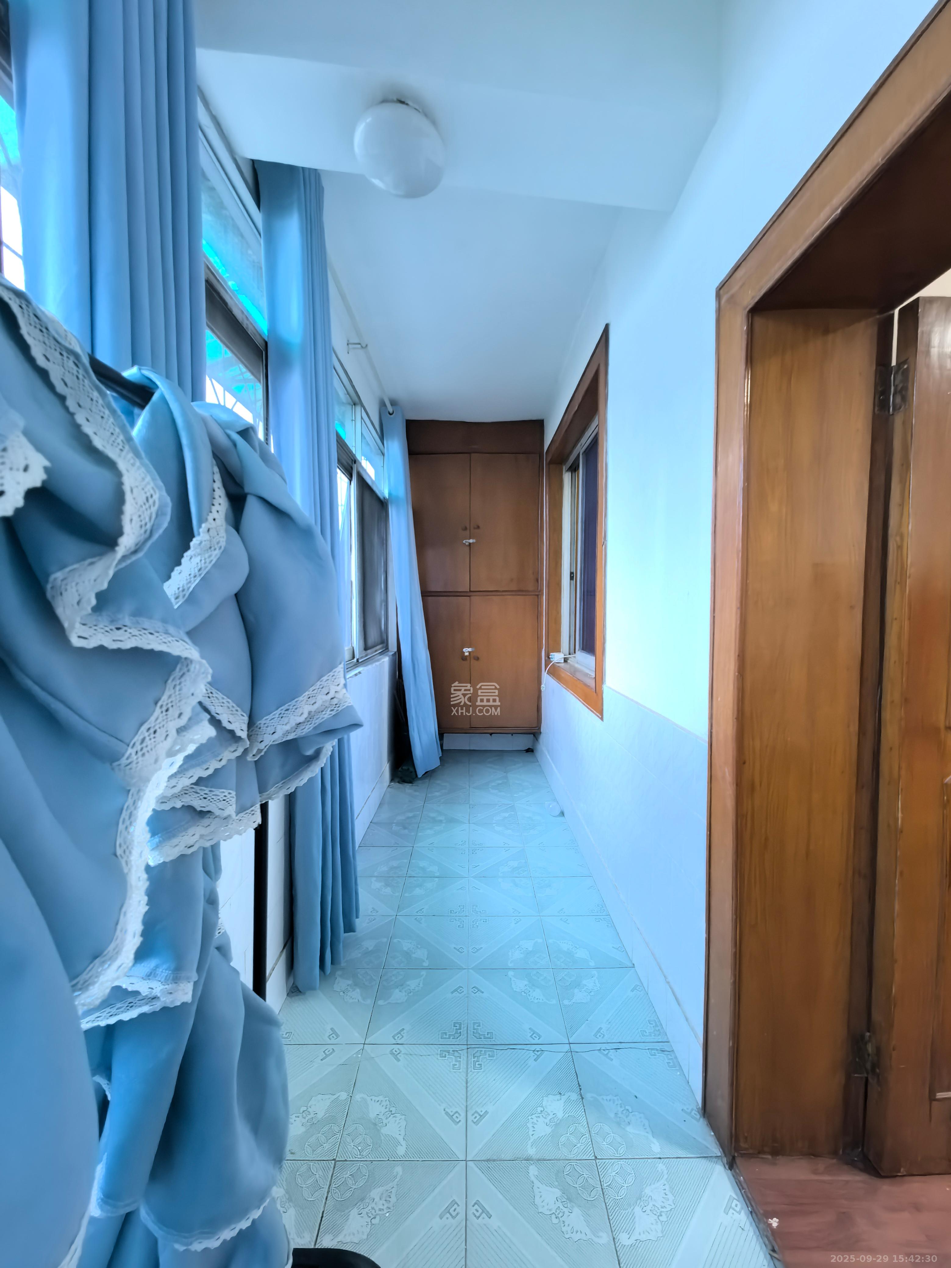 法院宿舍（德雅路61号/93号）  3室2厅1卫    1600.0元/月室内图