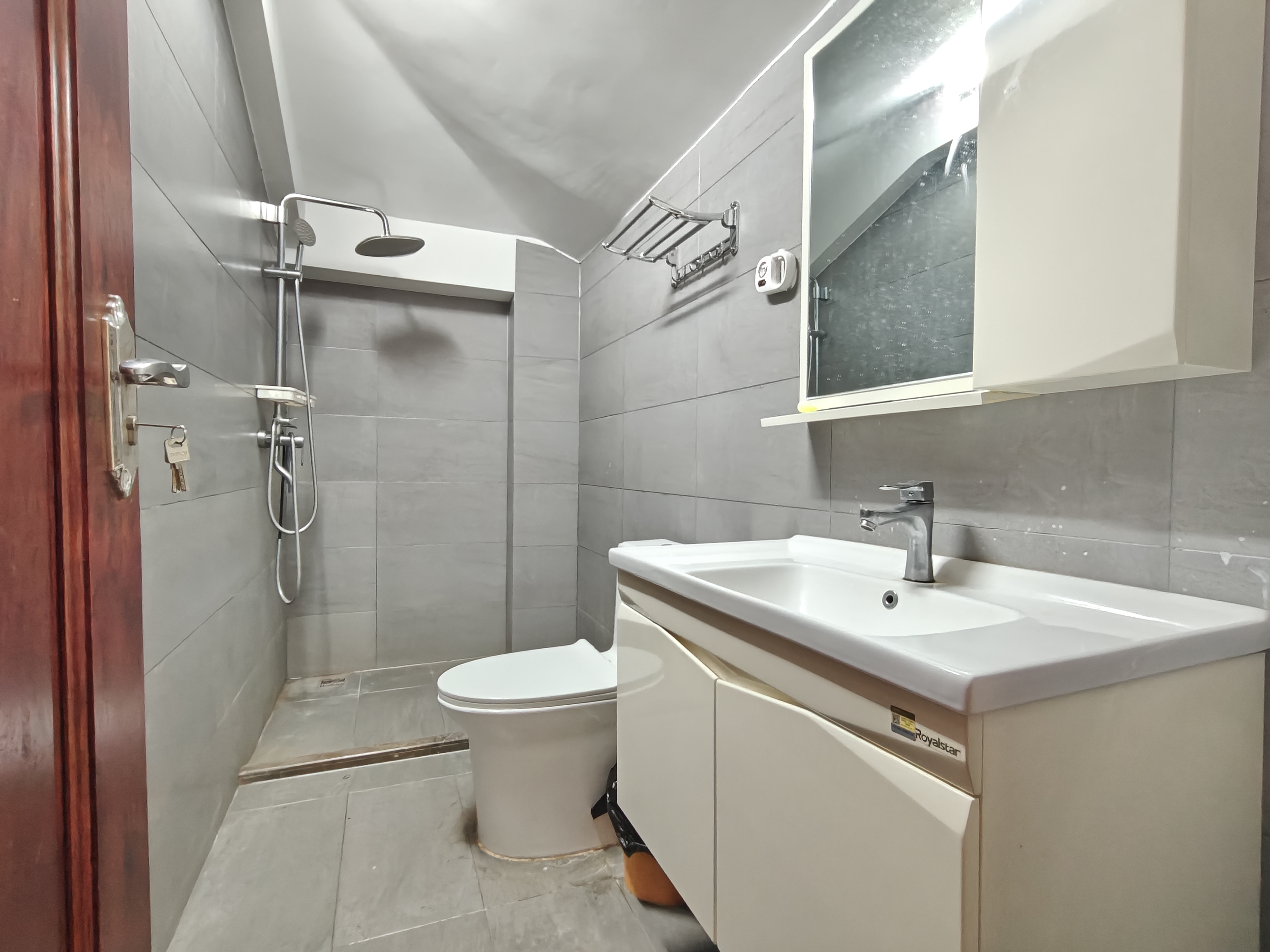 恒大海口文化旅游城 8室3厅6卫 15000.0元/月 恒大海口文化旅游城 8室3厅6卫 15000.0元/月室内图