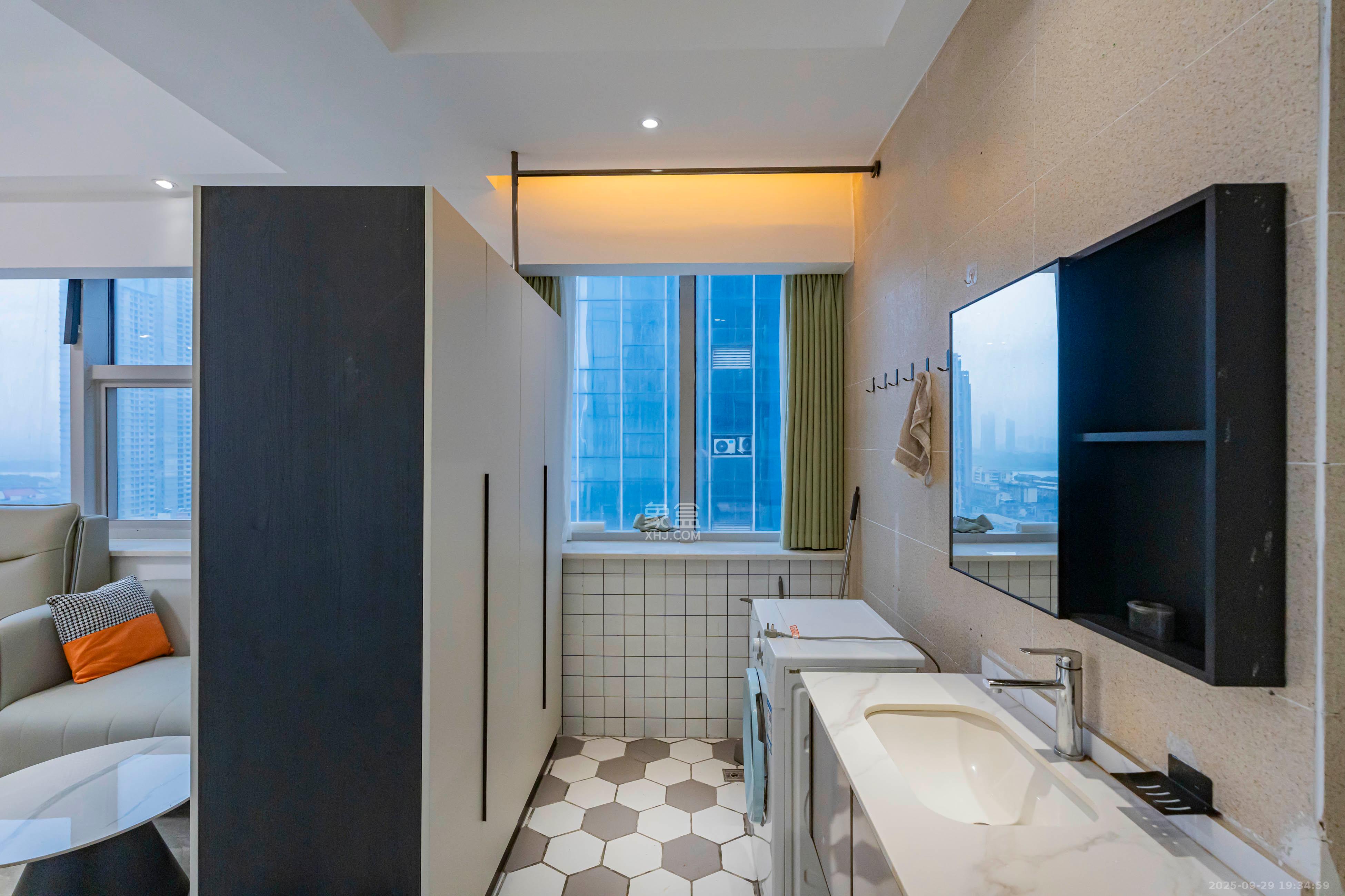 宇成开福广场 1室1厅1卫 45.0万 宇成开福广场 1室1厅1卫 45.0万卧室