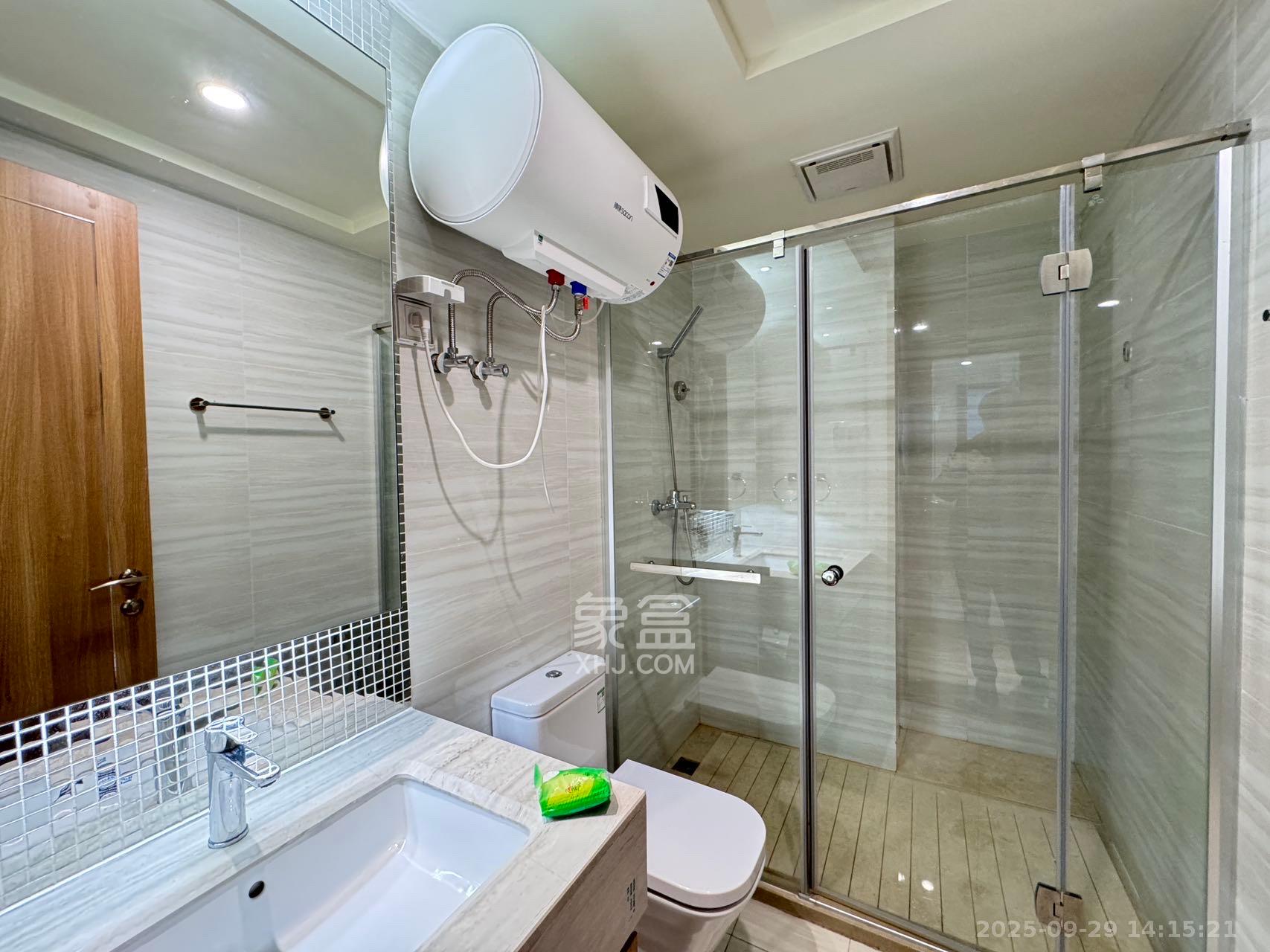 恒大金融广场 1室1厅1卫 2000.0元/月 恒大金融广场 1室1厅1卫 2000.0元/月室内图