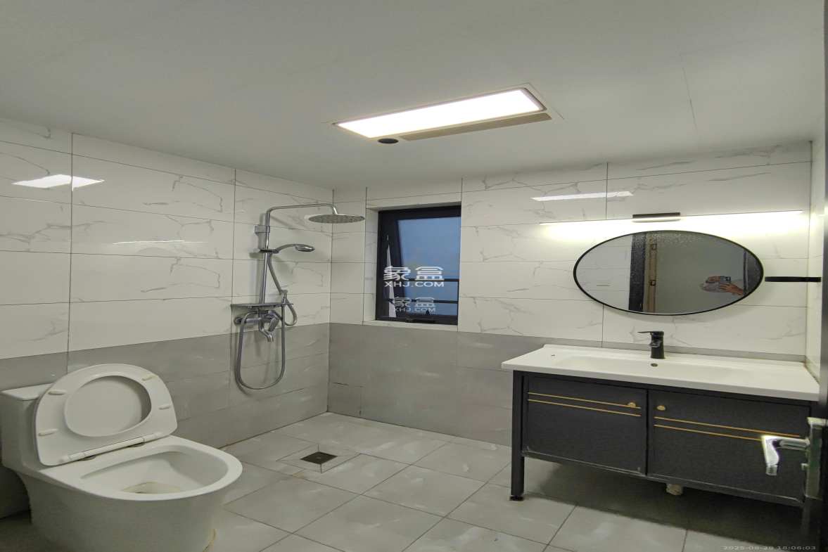 中建梅溪湖中心 4室2厅2卫 3600.0元/月 中建梅溪湖中心 4室2厅2卫 3600.0元/月室内图