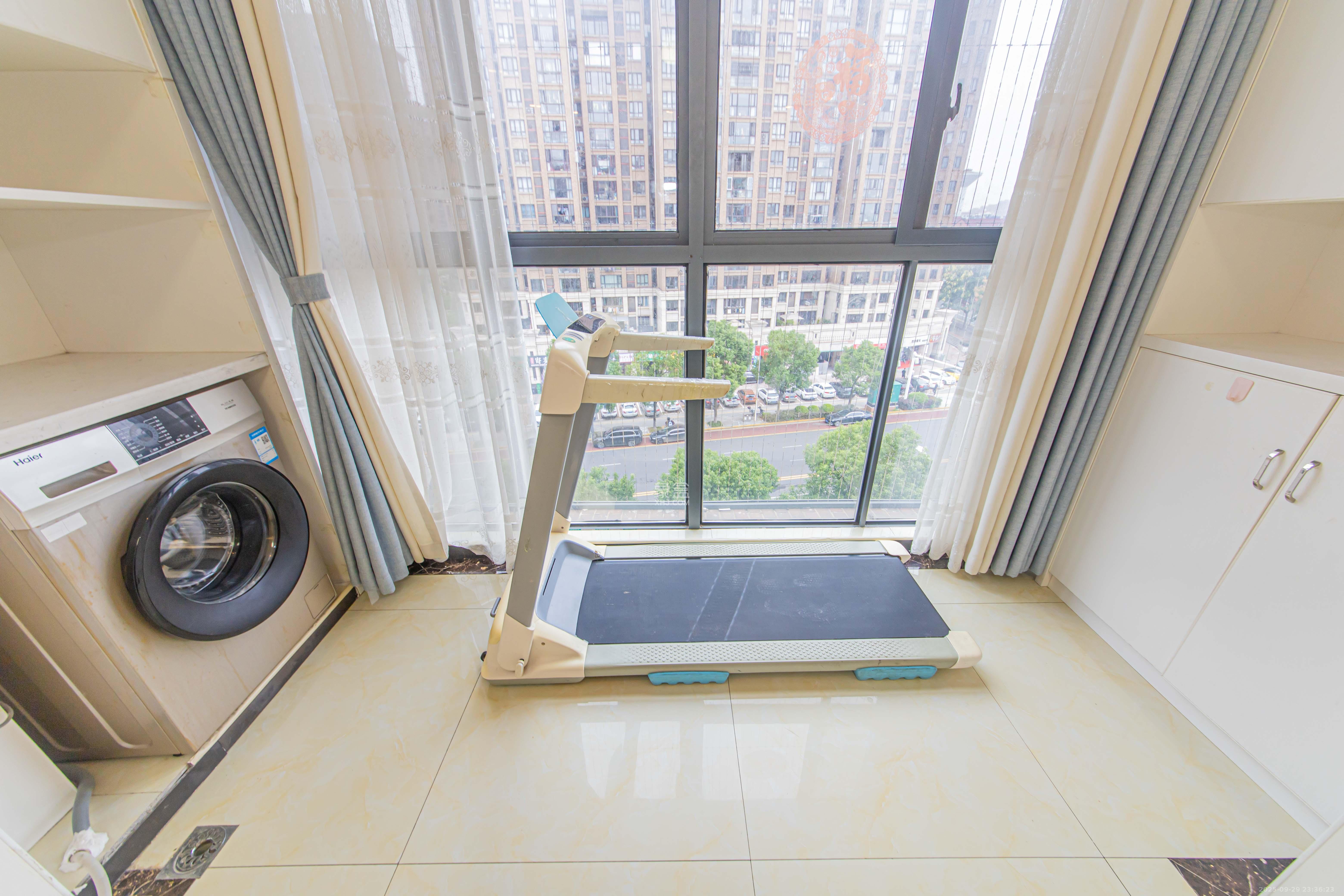 夏威夷碧水春城(碧桂园城市花园)  3室2厅1卫    88.0万 夏威夷碧水春城(碧桂园城市花园)  3室2厅1卫    88.0万阳台