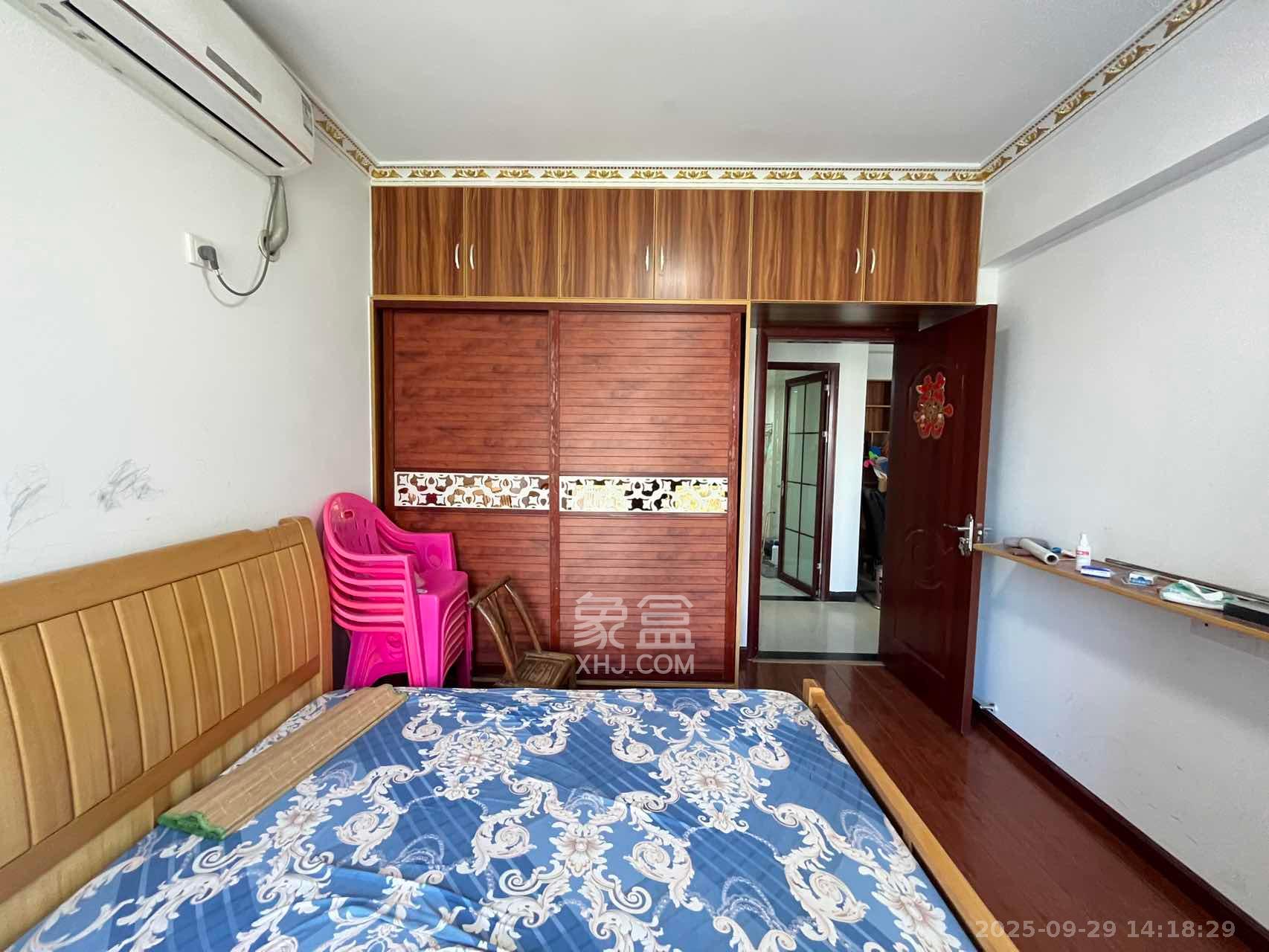 达美D6区 2室2厅1卫 2500.0元/月 达美D6区 2室2厅1卫 2500.0元/月室内图