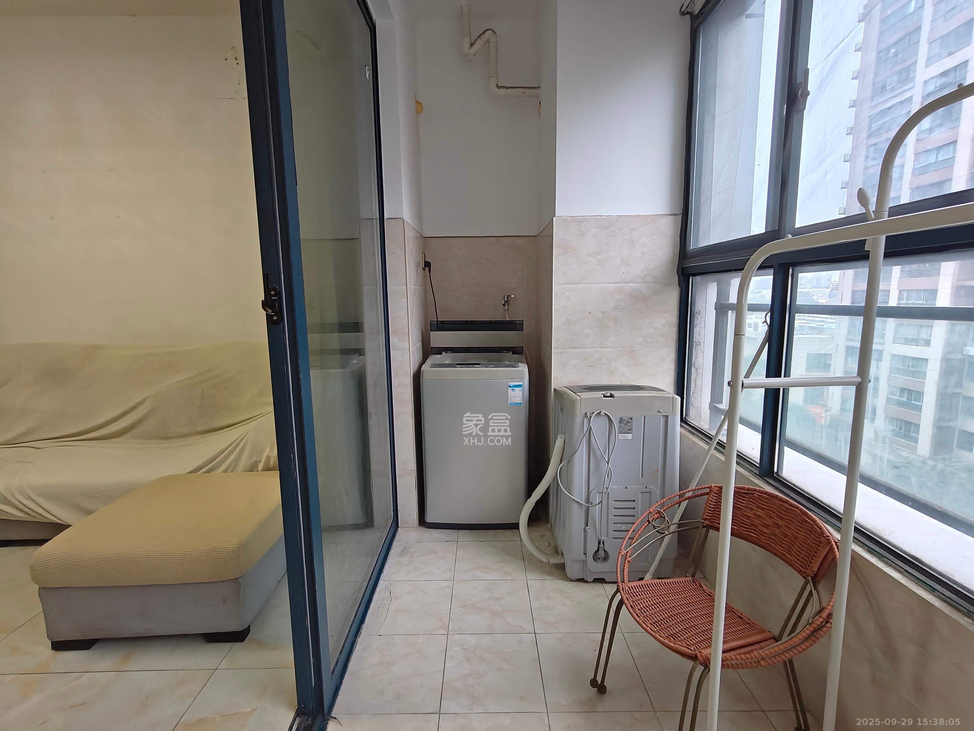 筑梦星园  3室2厅1卫    1700.0元/月室内图