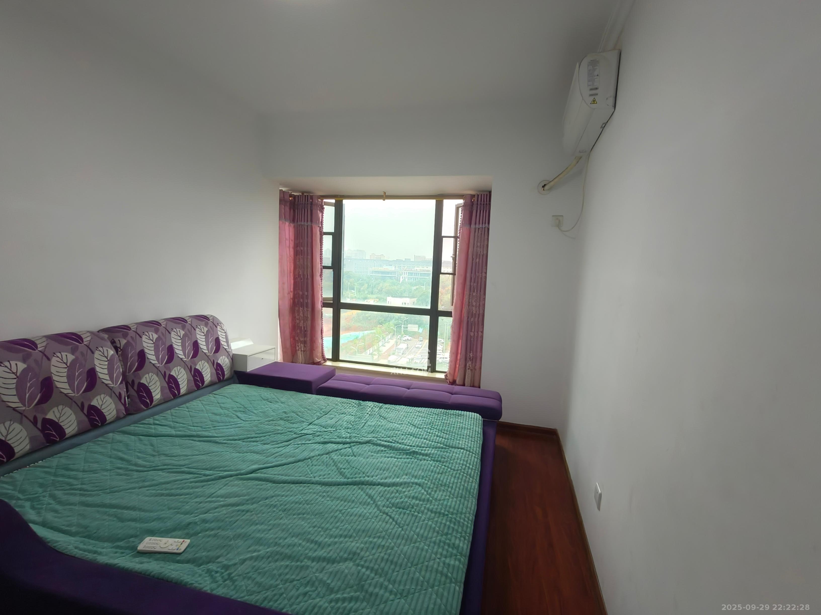 海伦春天 3室2厅1卫 1900.0元/月 海伦春天 3室2厅1卫 1900.0元/月室内图