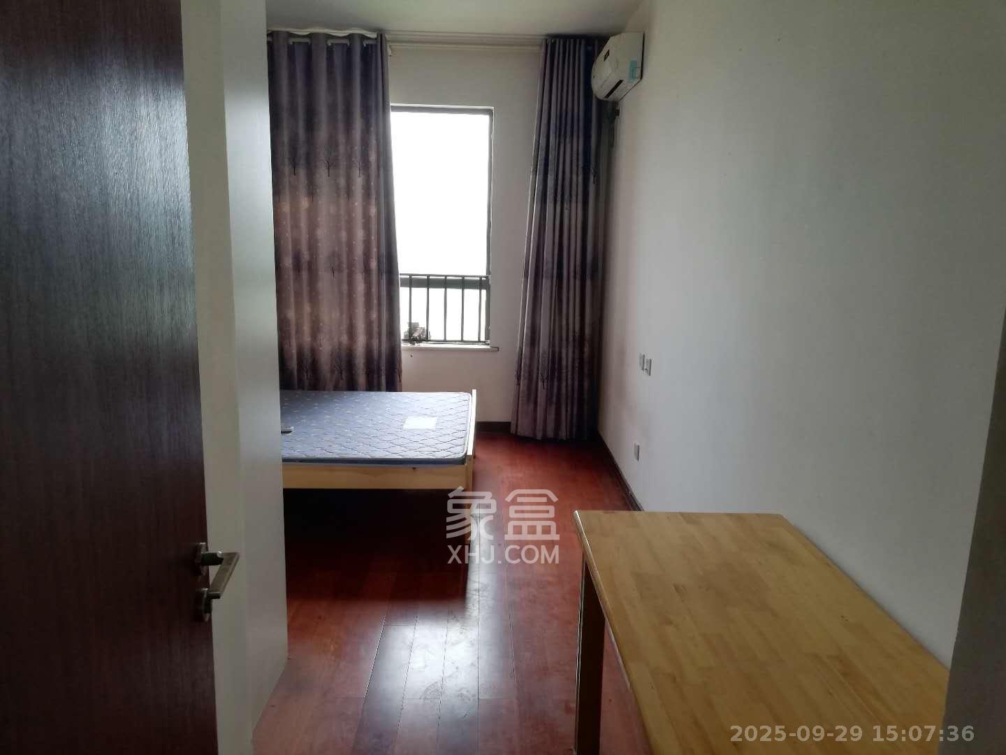 绿地公馆(绿地名邸) 2室1厅1卫 1700.0元/月 绿地公馆(绿地名邸) 2室1厅1卫 1700.0元/月室内图