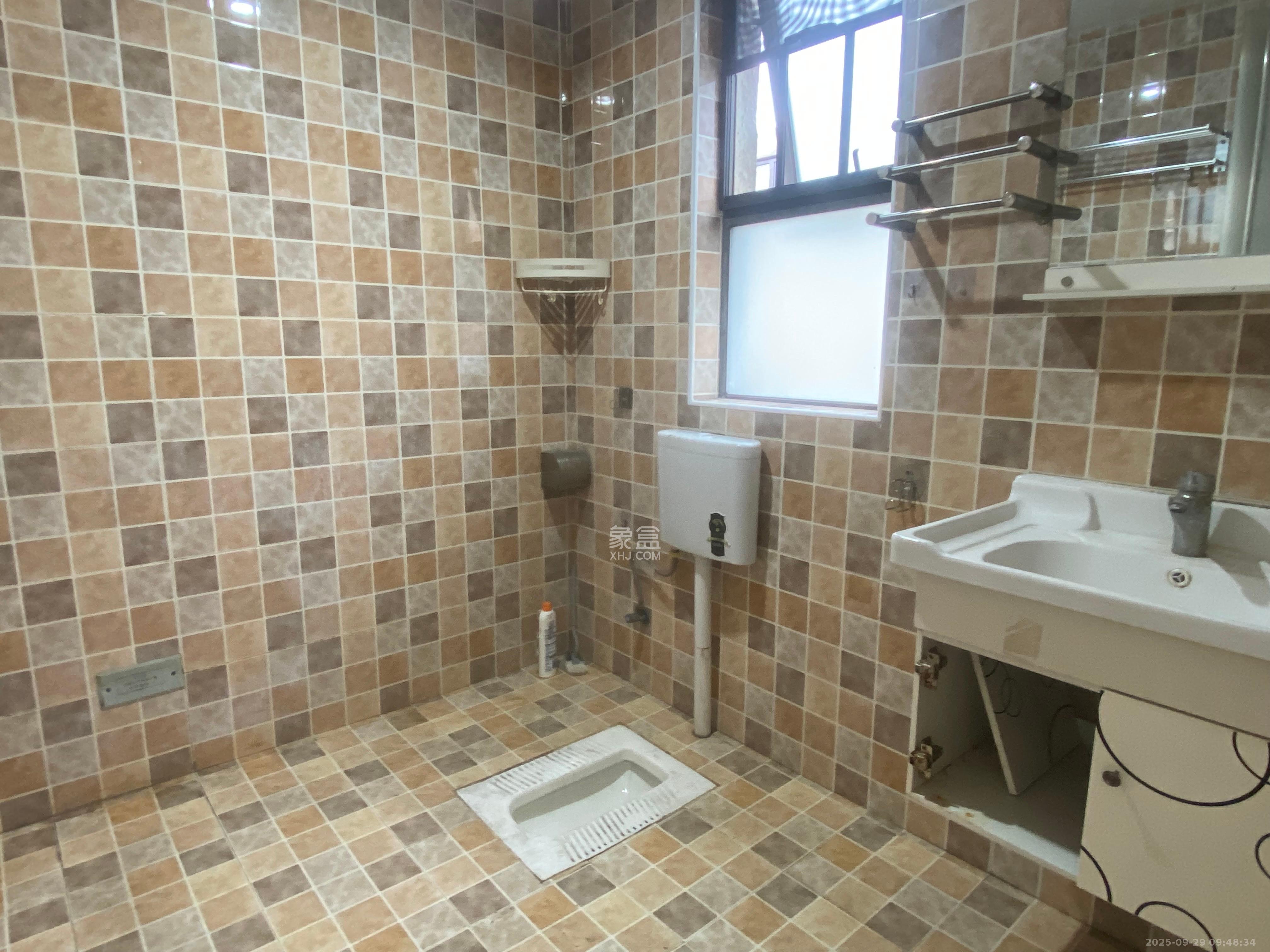 佳兆业云顶梅溪湖（佳兆业梅溪荟）  3室2厅2卫    3000.0元/月室内图