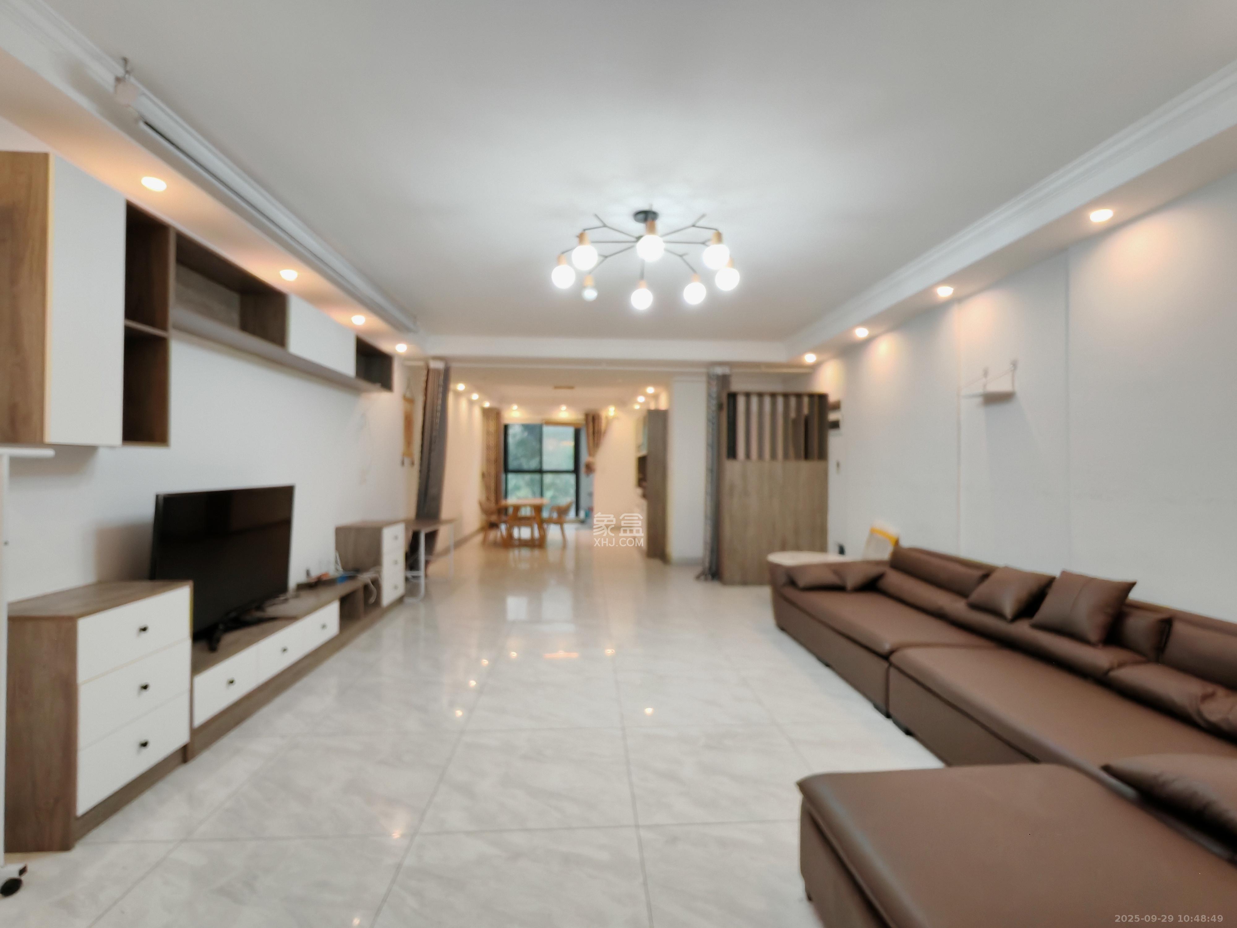 星月绿洲 6室2厅3卫 4800.0元/月 星月绿洲 6室2厅3卫 4800.0元/月室内图