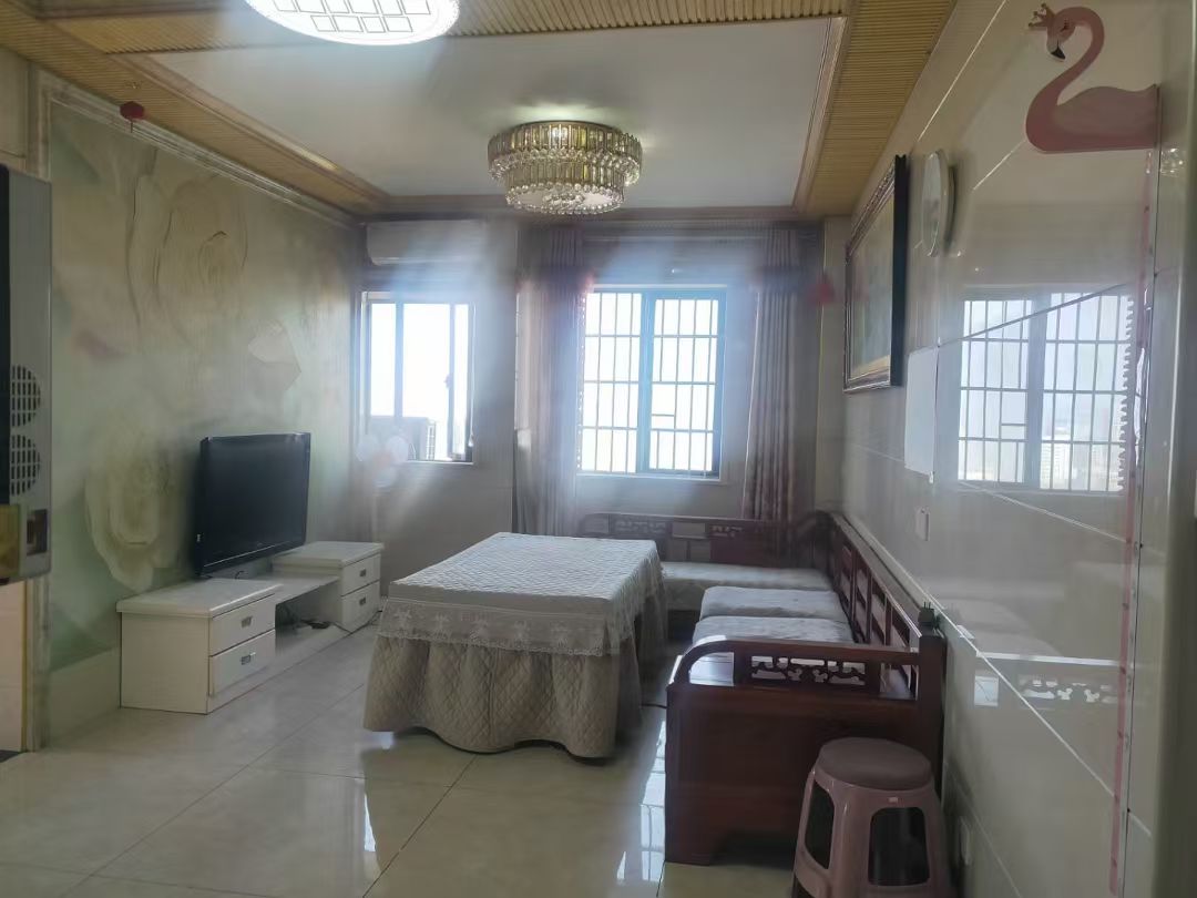 凤阳农贸市场  2室1厅1卫    400.0元/月 凤阳农贸市场  2室1厅1卫    400.0元/月室内图