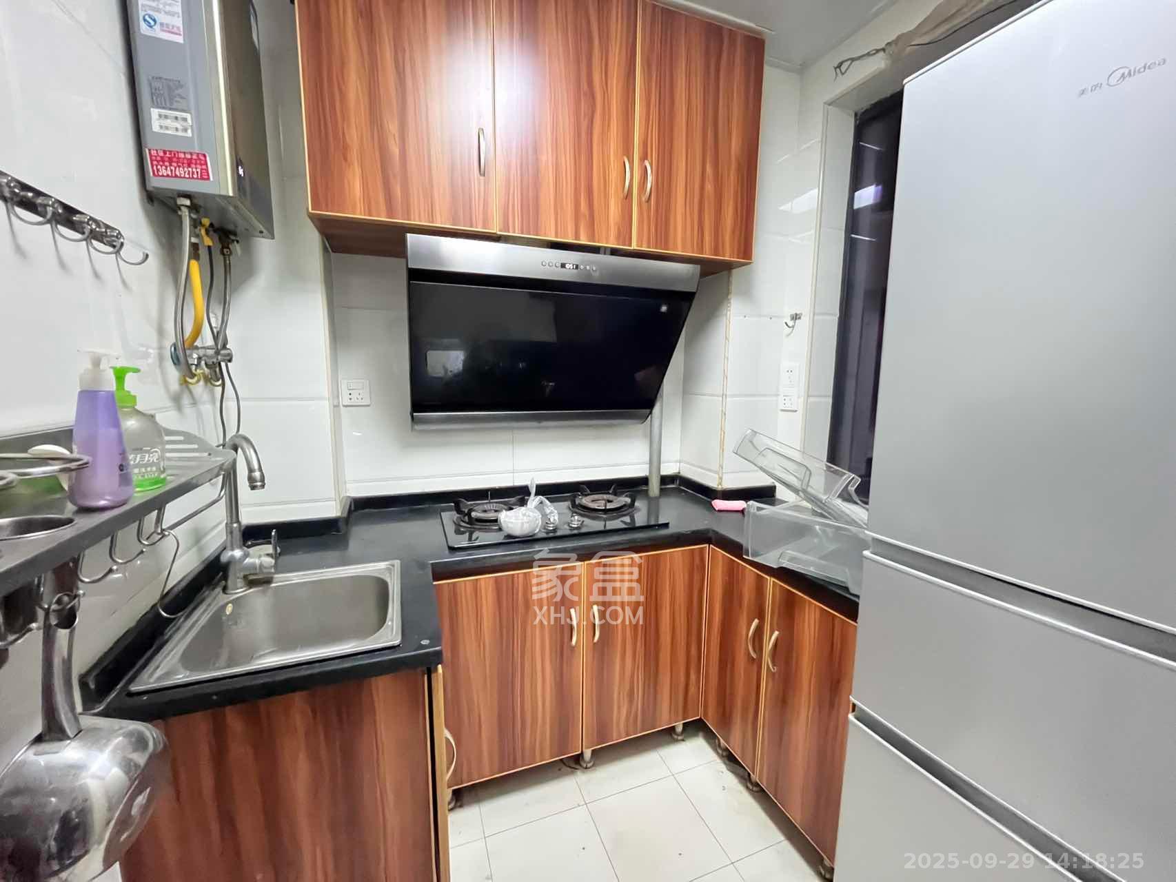 达美D6区 2室2厅1卫 2500.0元/月 达美D6区 2室2厅1卫 2500.0元/月室内图