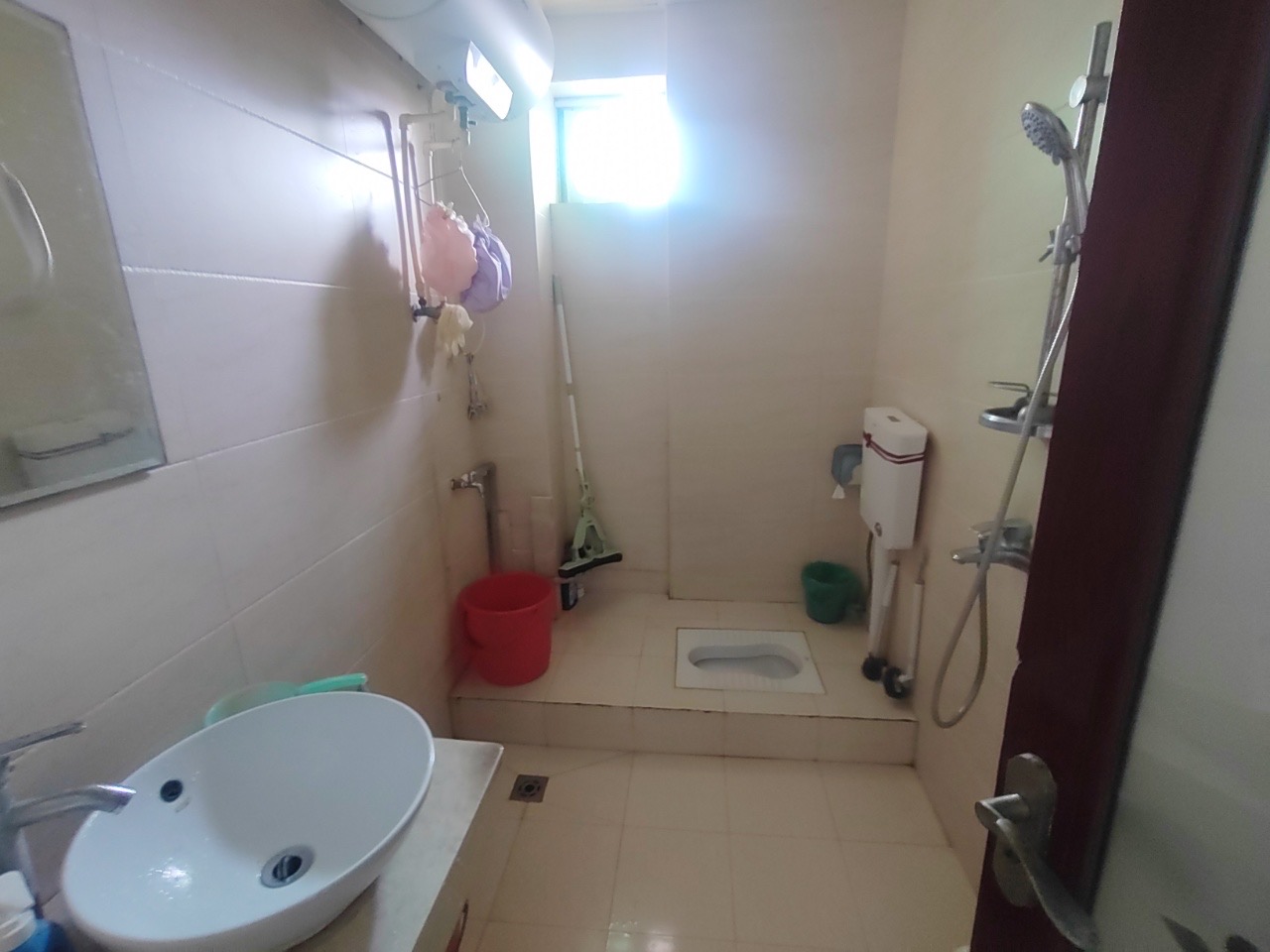 省侨办第二宿舍(海府路) 3室2厅1卫 88.0万 省侨办第二宿舍(海府路) 3室2厅1卫 88.0万客厅