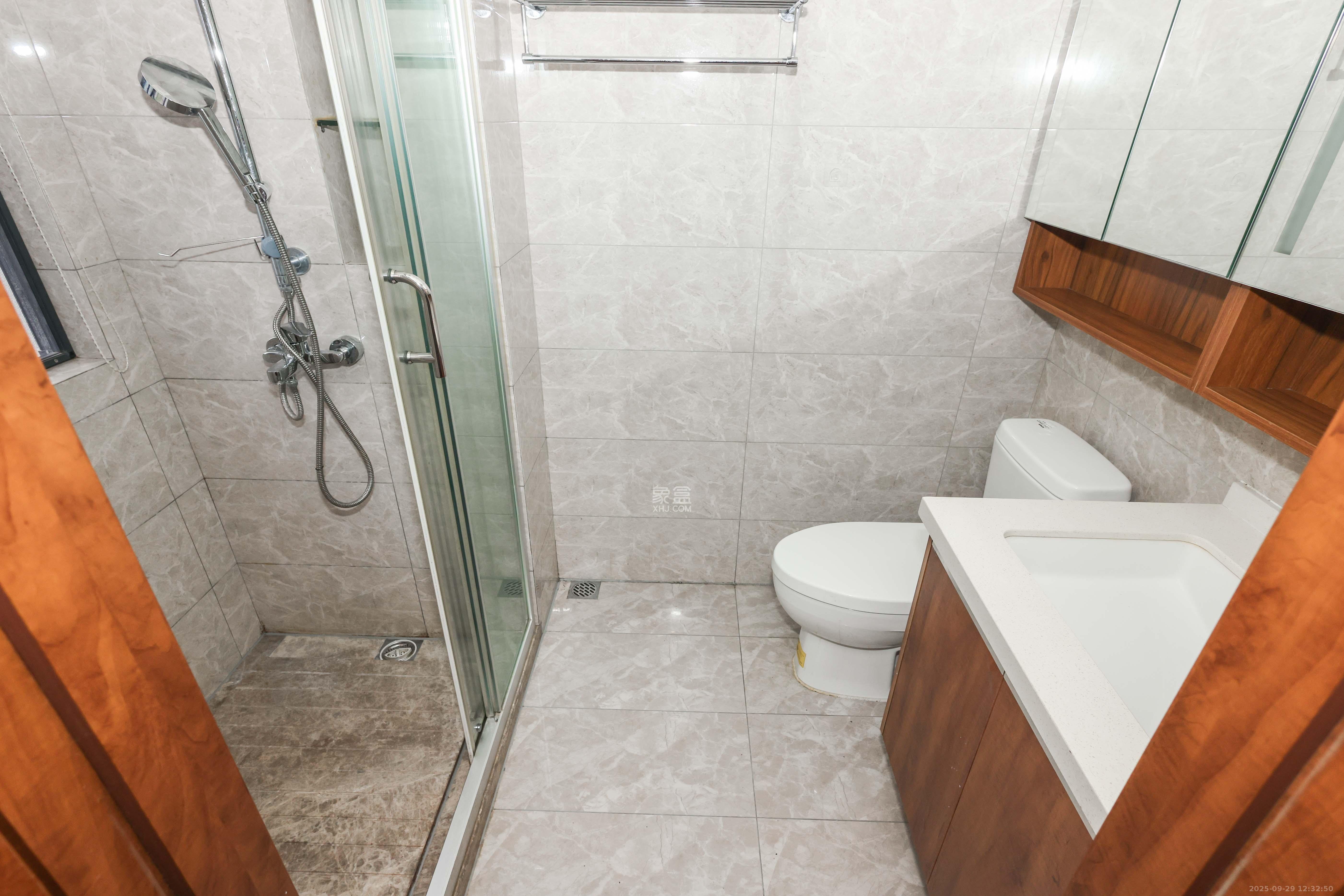 梅溪悦章 4室2厅2卫 139.0万 梅溪悦章 4室2厅2卫 139.0万卫生间