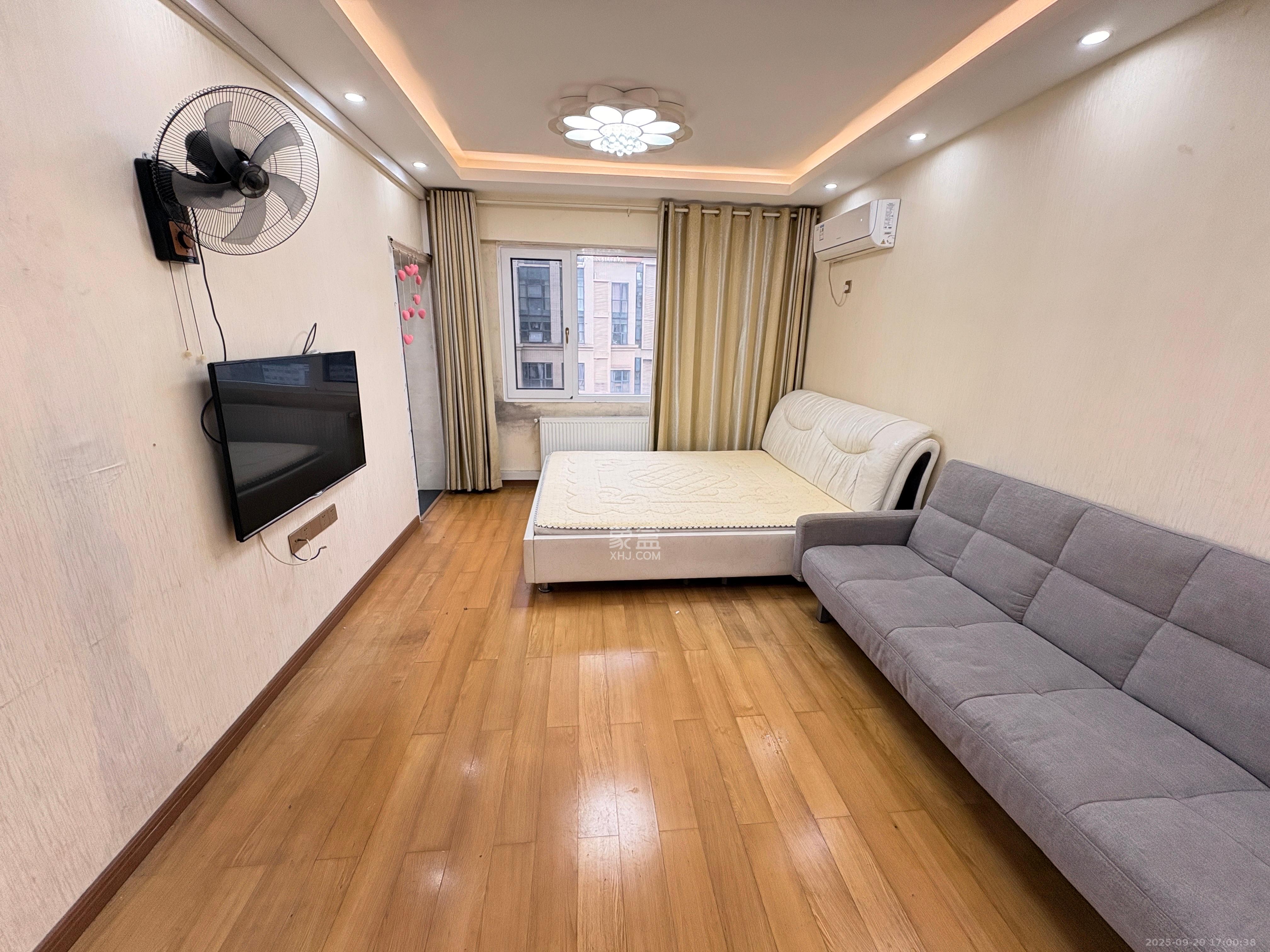 长盛岚庭 1室1厅1卫 1400.0元/月 长盛岚庭 1室1厅1卫 1400.0元/月室内图