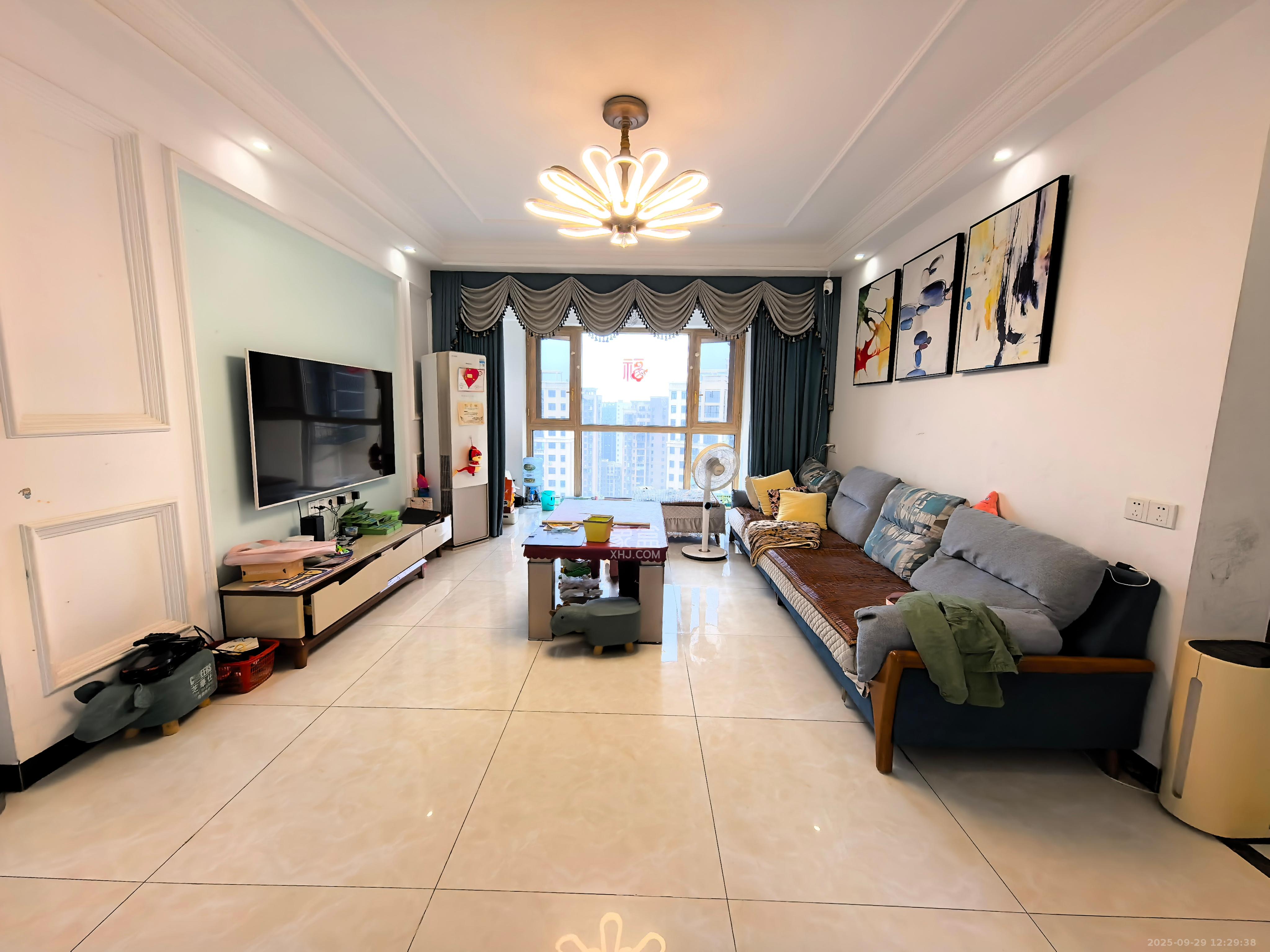 辉煌国际城二期 4室2厅2卫 3200.0元/月 辉煌国际城二期 4室2厅2卫 3200.0元/月室内图