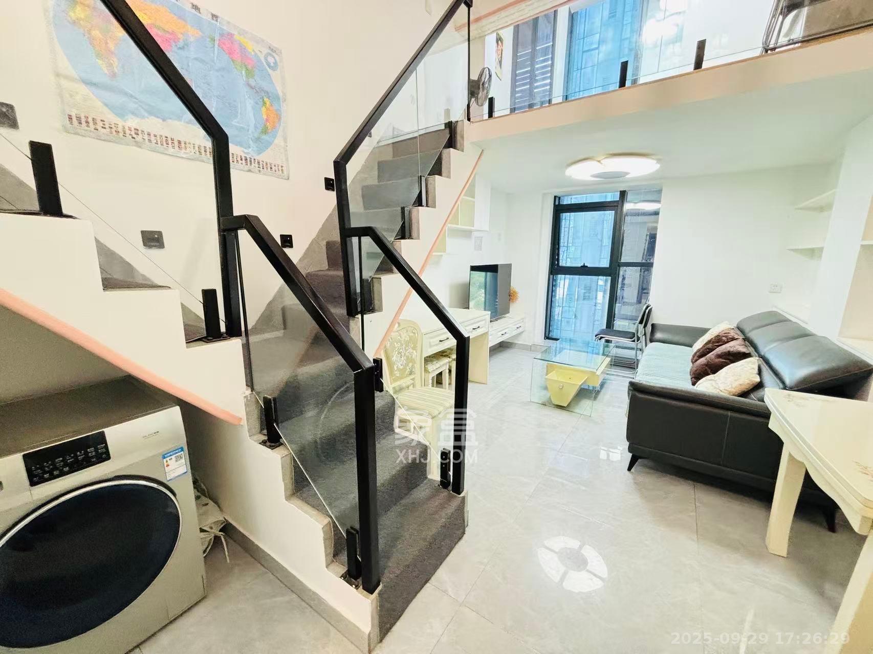 东盈商业广场(华泉城市广场) 2室1厅1卫 2300.0元/月 东盈商业广场(华泉城市广场) 2室1厅1卫 2300.0元/月室内图