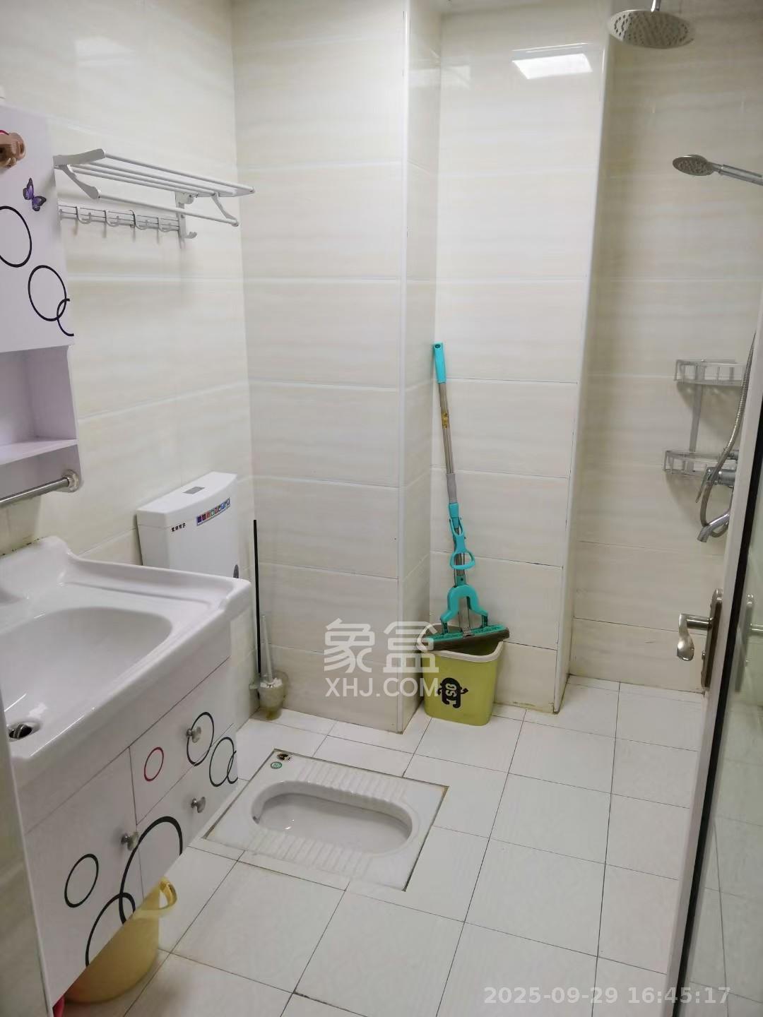 和隆花半里 1室1厅1卫 1650.0元/月 和隆花半里 1室1厅1卫 1650.0元/月室内图