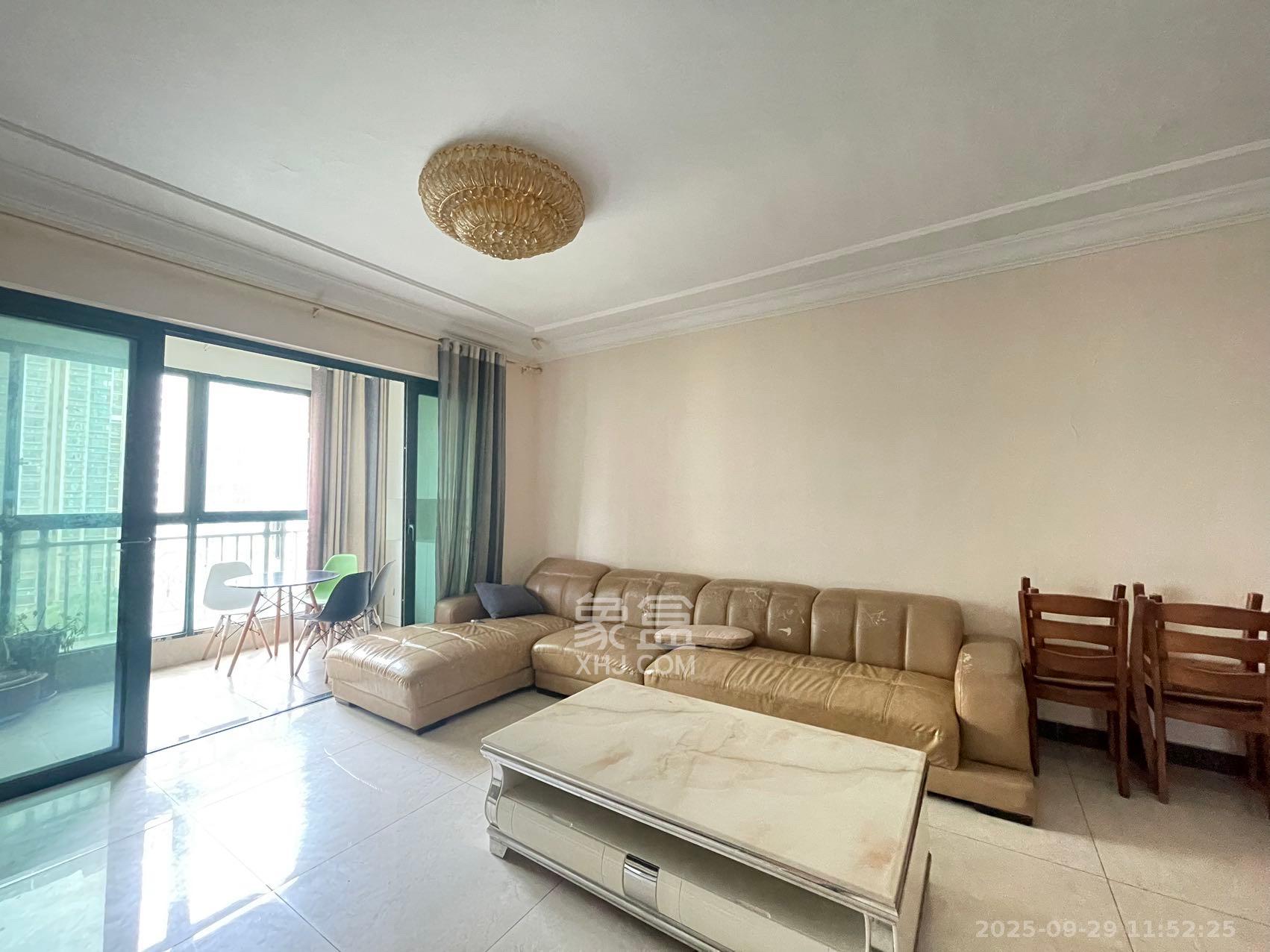 恒大雅苑 1室2厅1卫 2500.0元/月 恒大雅苑 1室2厅1卫 2500.0元/月室内图