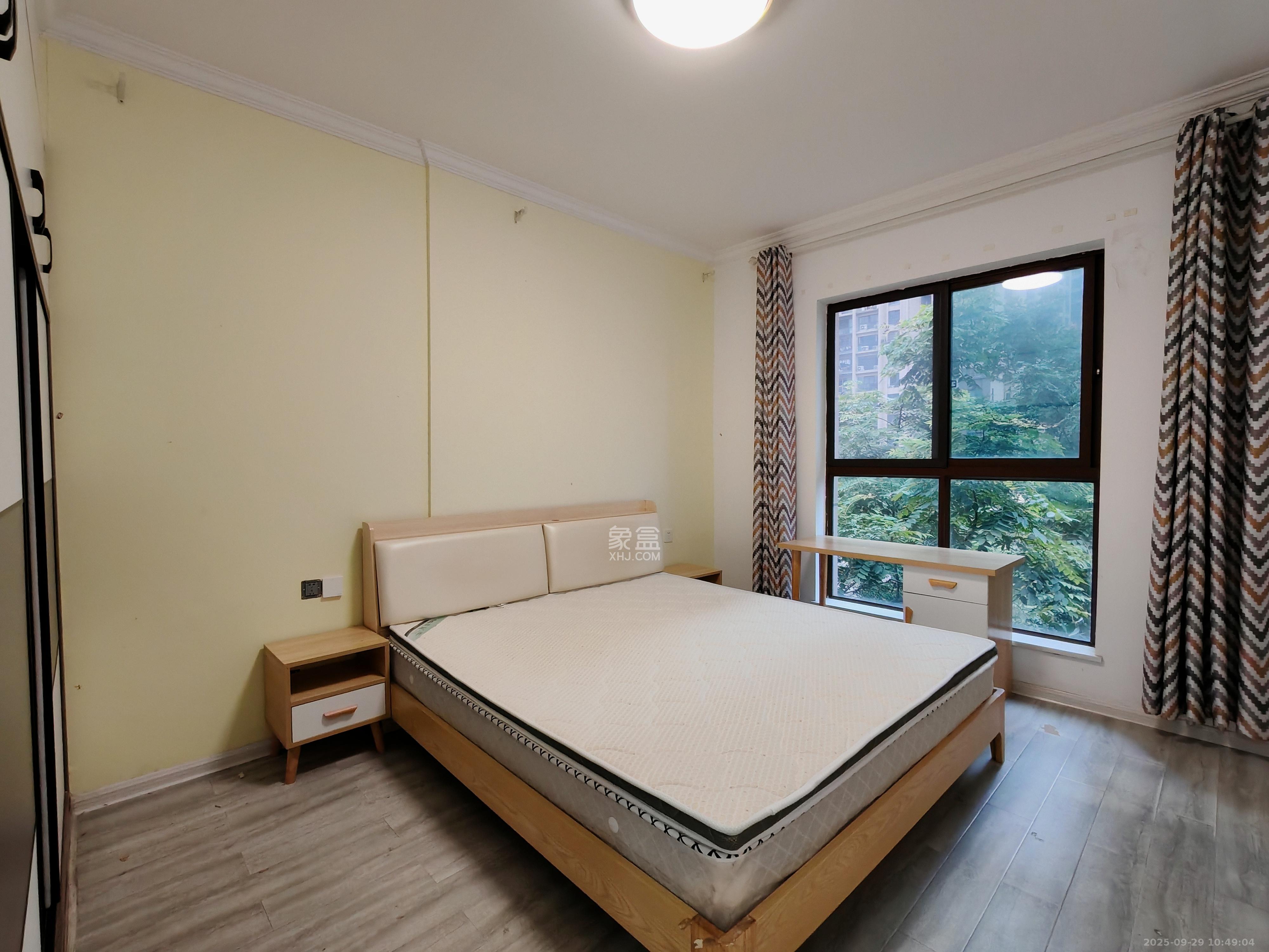 星月绿洲  6室2厅3卫    4800.0元/月室内图