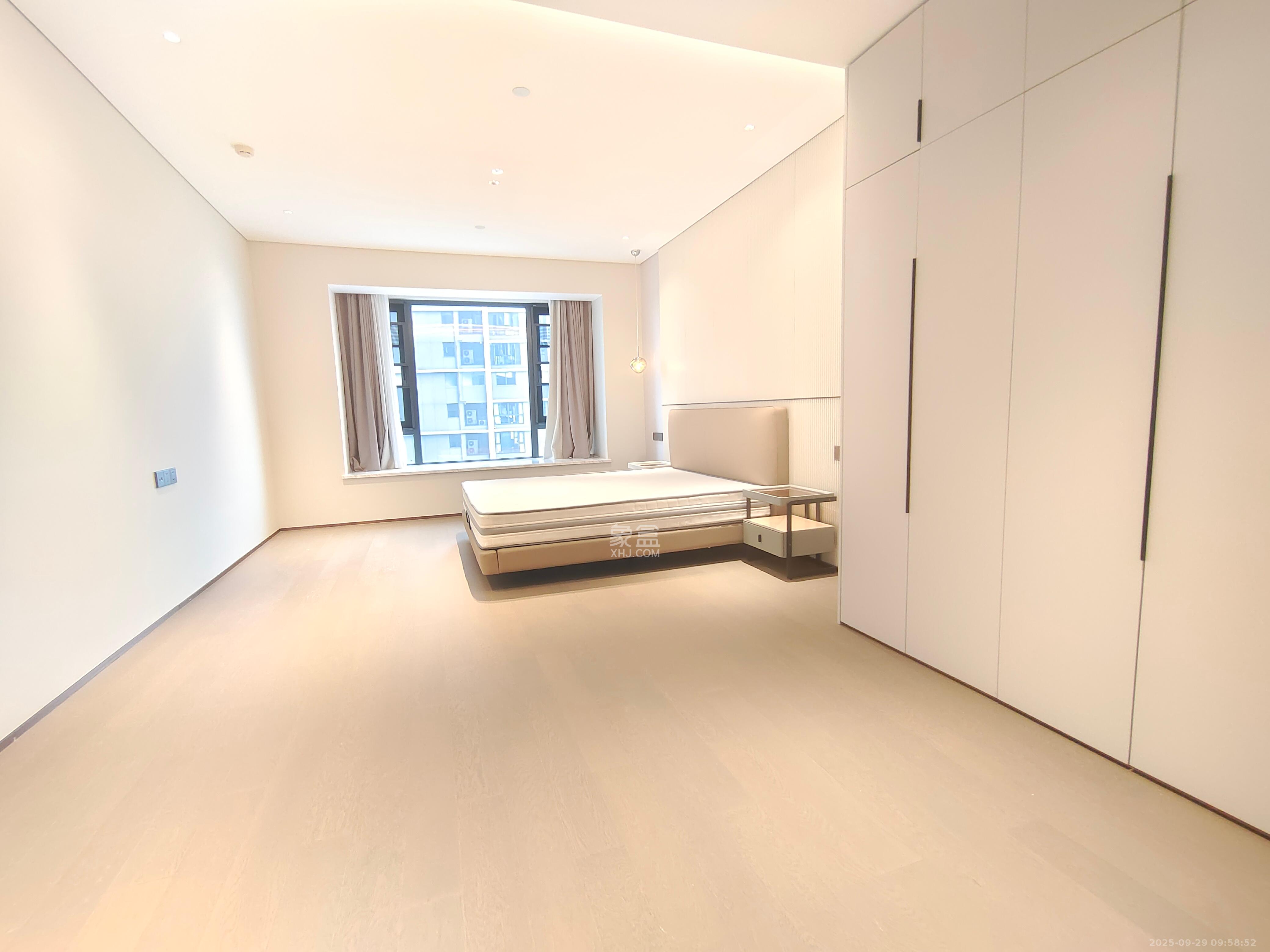 长沙悦府(华润万象城) 4室2厅2卫 14500.0元/月 长沙悦府(华润万象城) 4室2厅2卫 14500.0元/月室内图